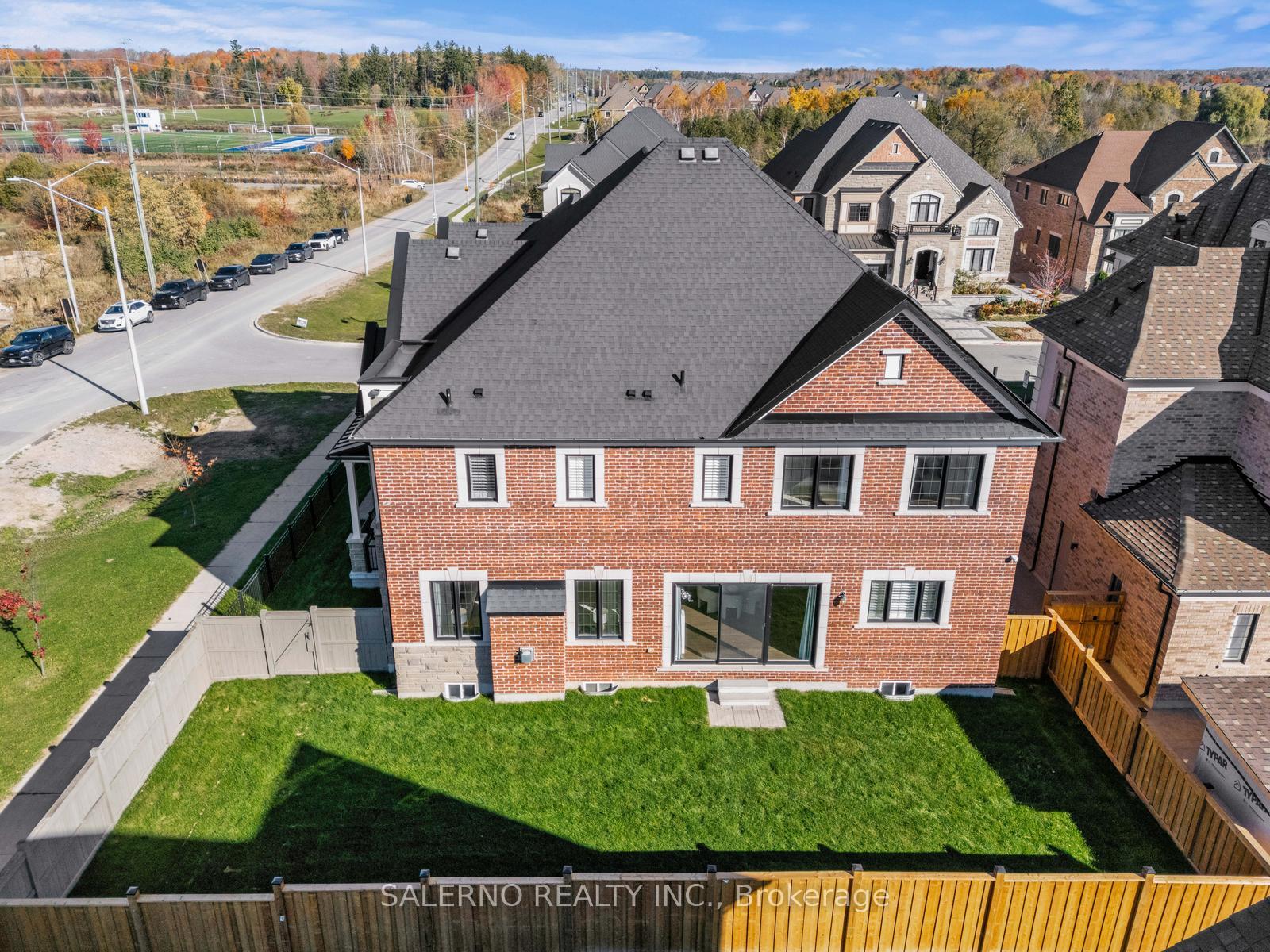 Photo 49 of 10 Elmers Lane, King, King City — HOMEH