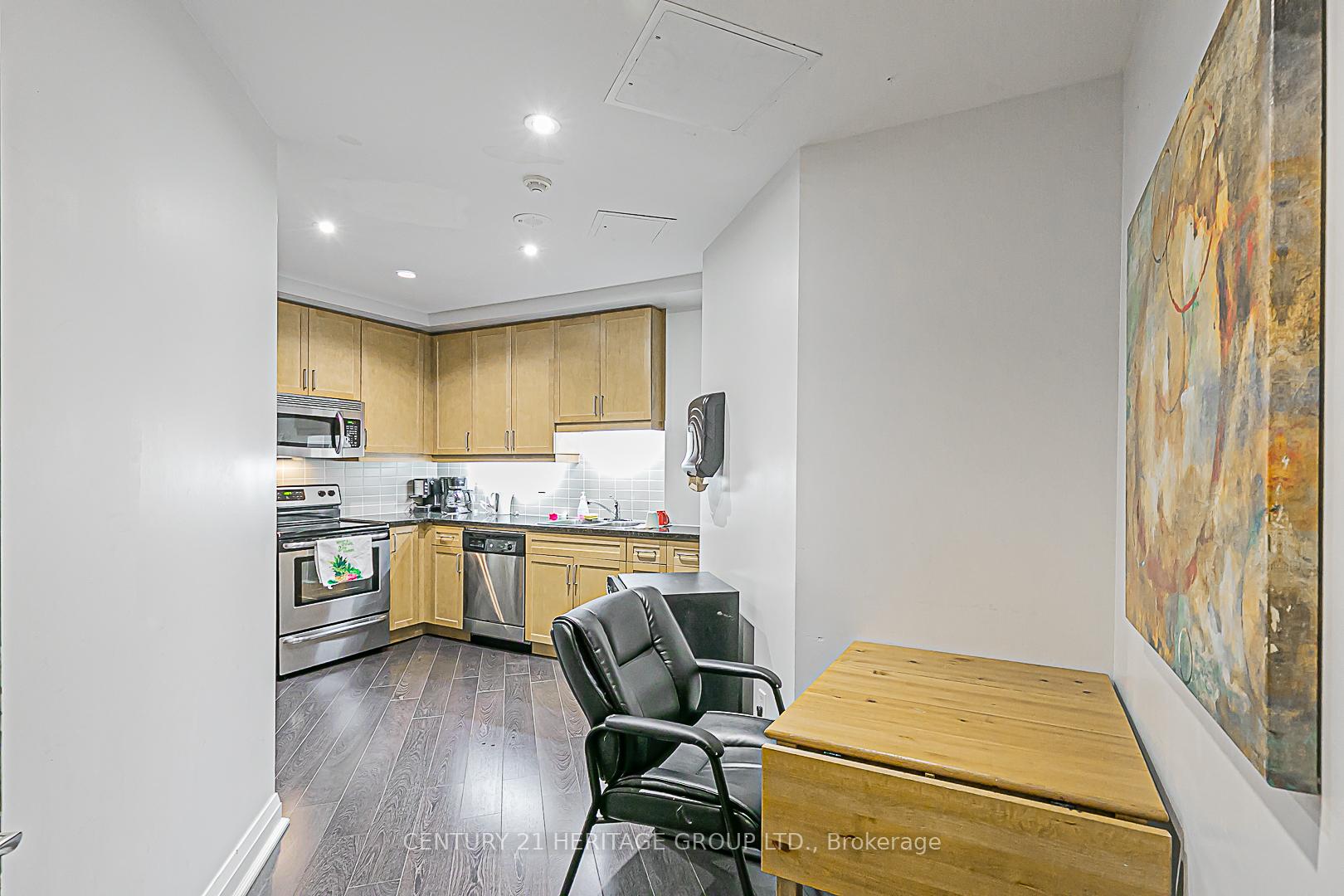 Photo 22 of Unit 336, 180 John West Way, Aurora, Bayview Wellington — HOMEH