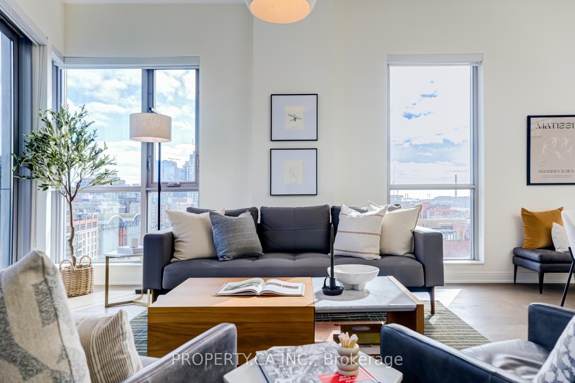 Photo 13 of Unit Ph1205, 55 Front Street E, Toronto, Waterfront Communities — HOMEH