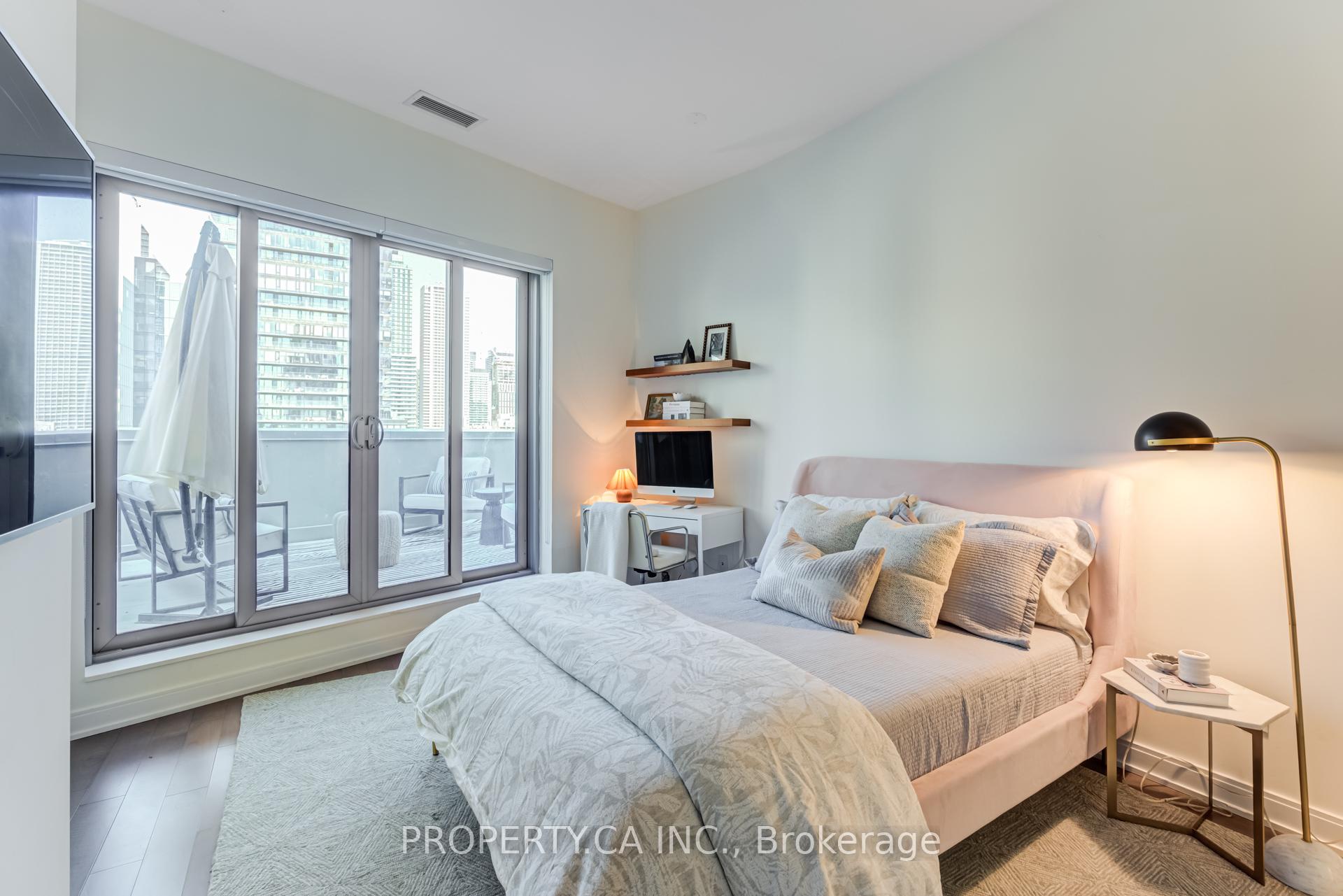 Photo 11 of Unit Ph1205, 55 Front Street E, Toronto, Waterfront Communities — HOMEH