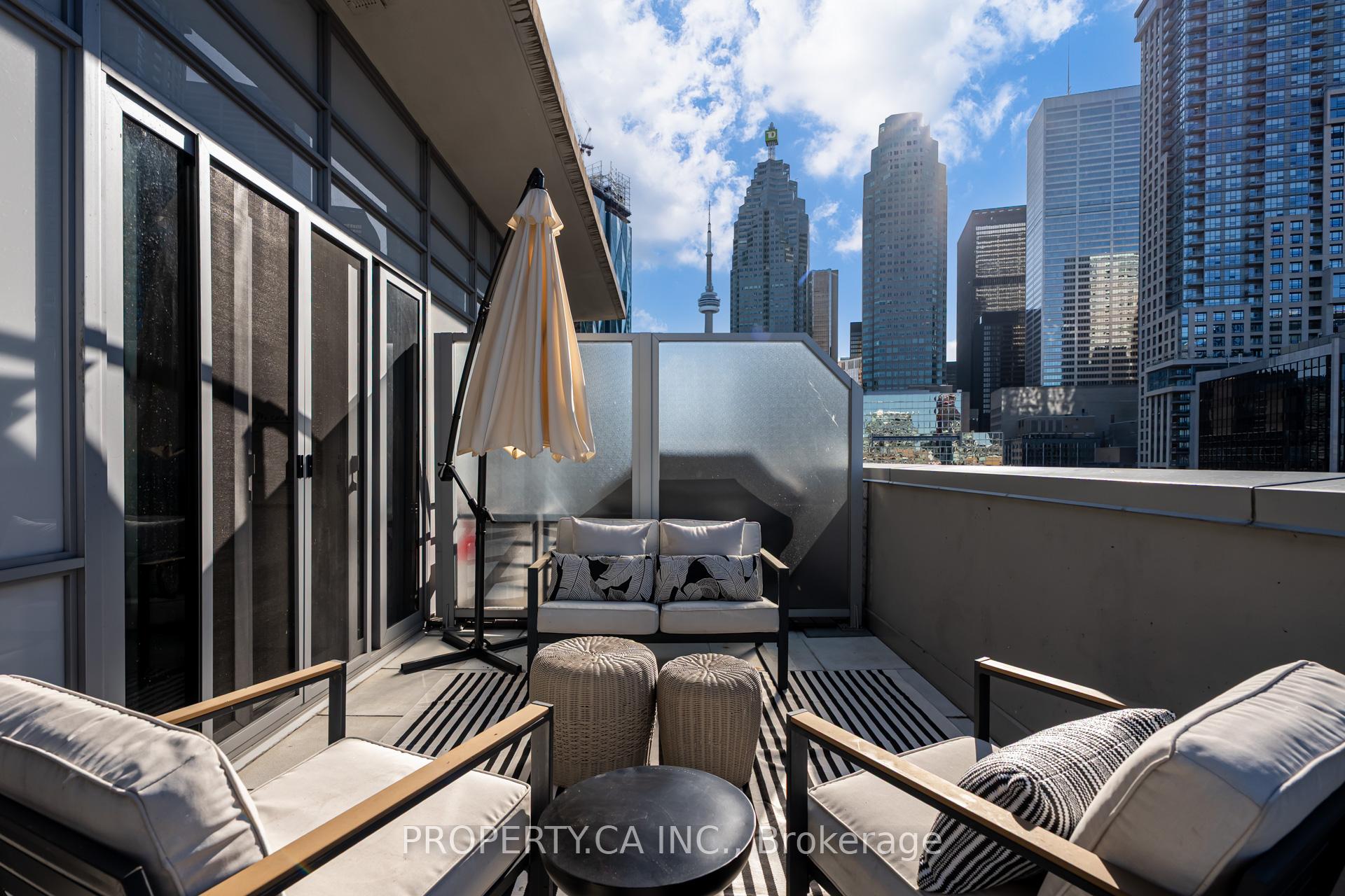 Photo 12 of Unit Ph1205, 55 Front Street E, Toronto, Waterfront Communities — HOMEH