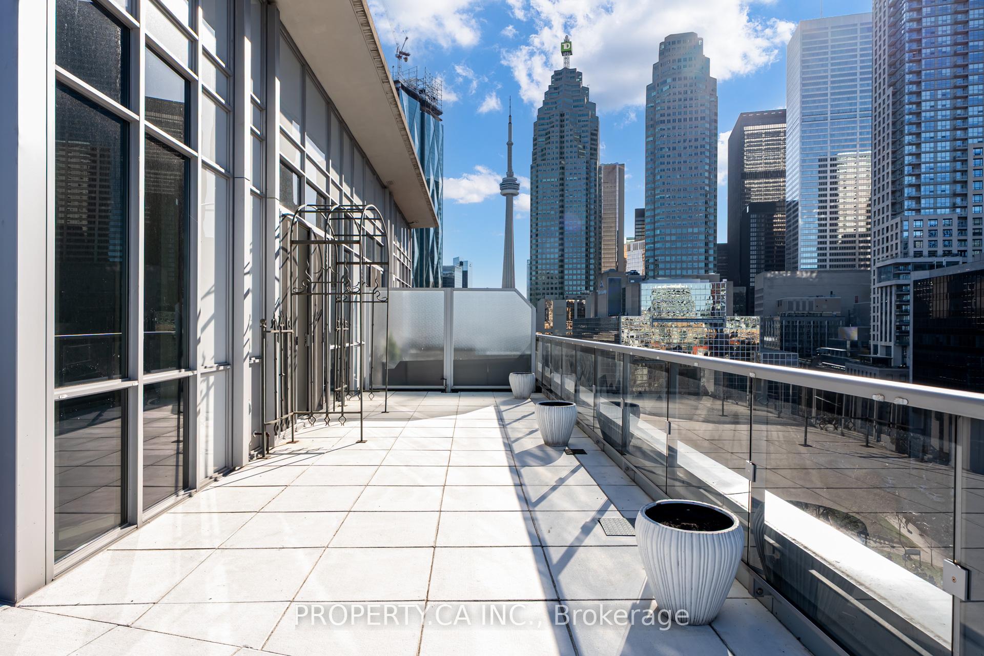 Photo 16 of Unit Ph1205, 55 Front Street E, Toronto, Waterfront Communities — HOMEH