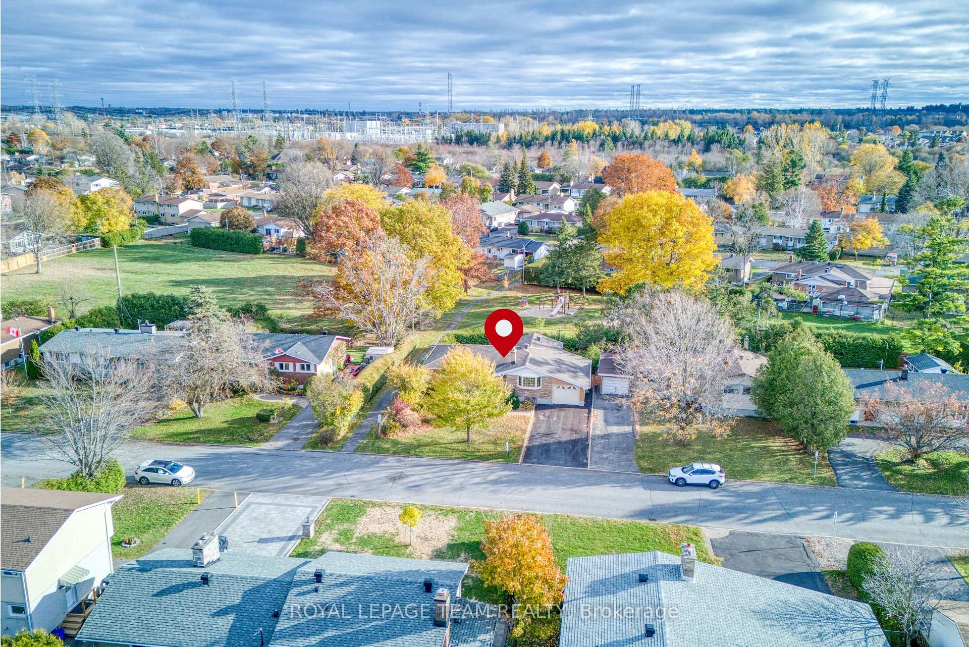 Photo 38 of 12 Oakview Avenue, Ottawa, Meadowlands/Crestview — HOMEH