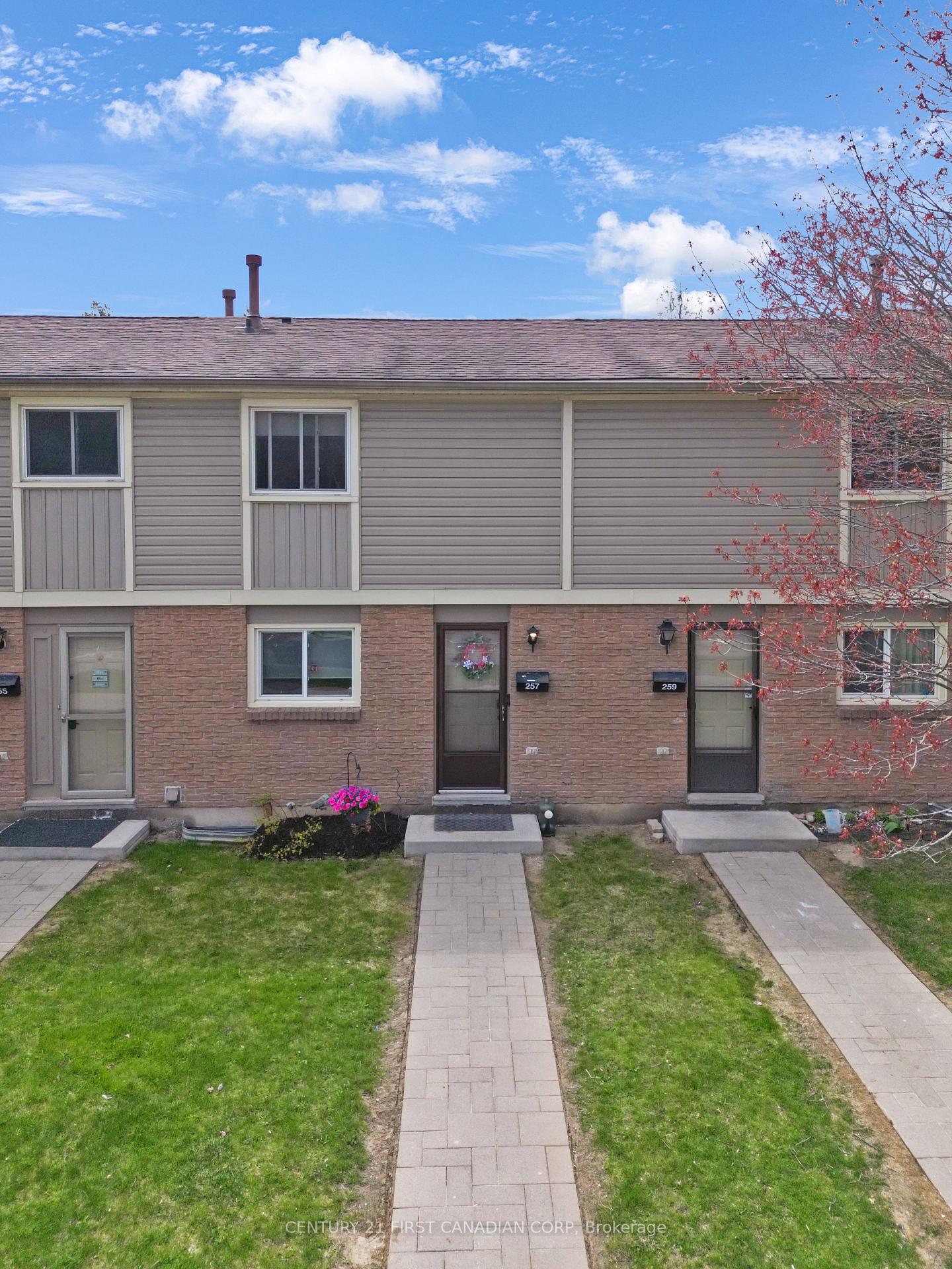 Photo 1 of Unit 105, 257 Pioneer Drive, Kitchener — HOMEH