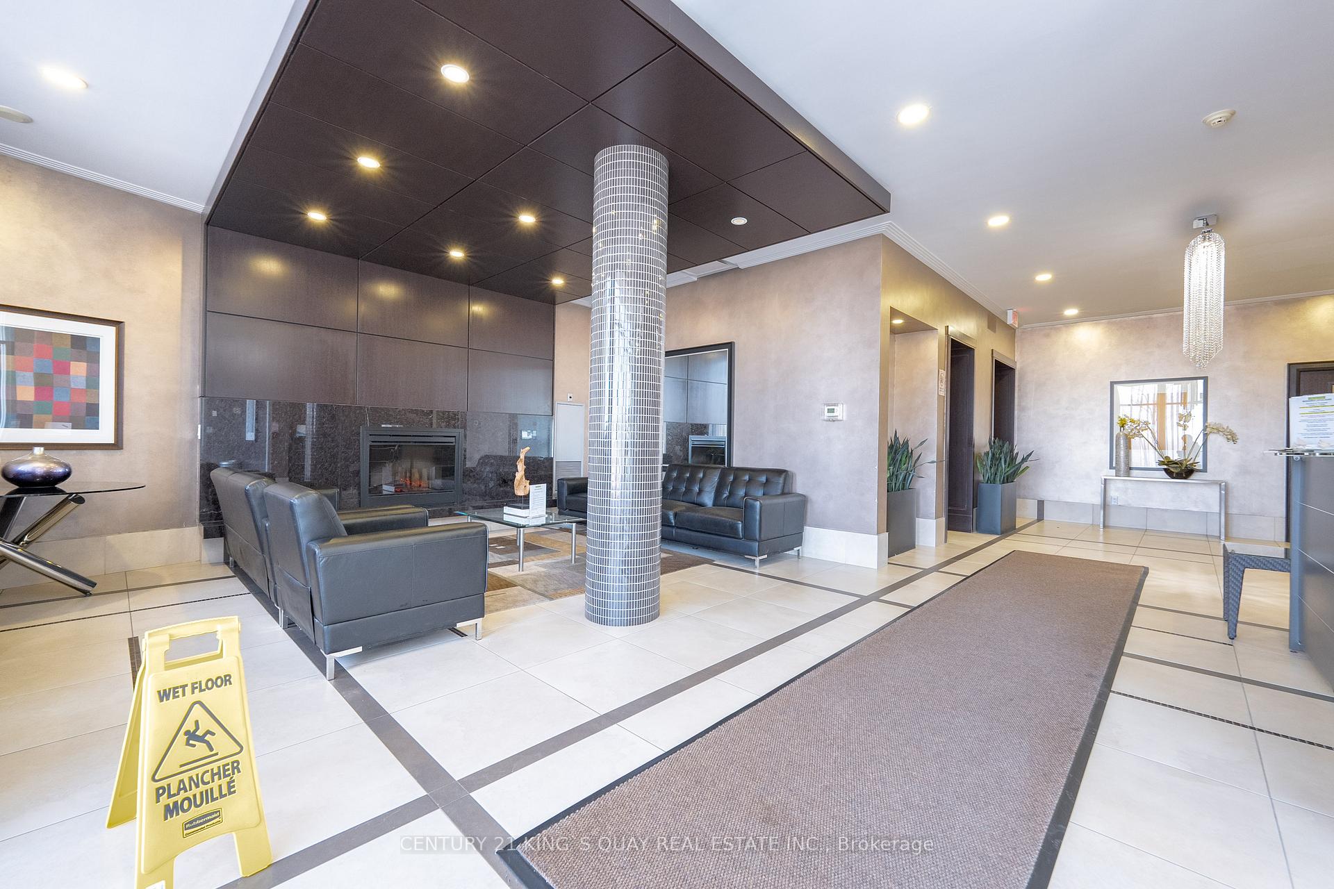 Photo 4 of Unit 409, 111 Upper Duke Crescent, Markham, Unionville — HOMEH