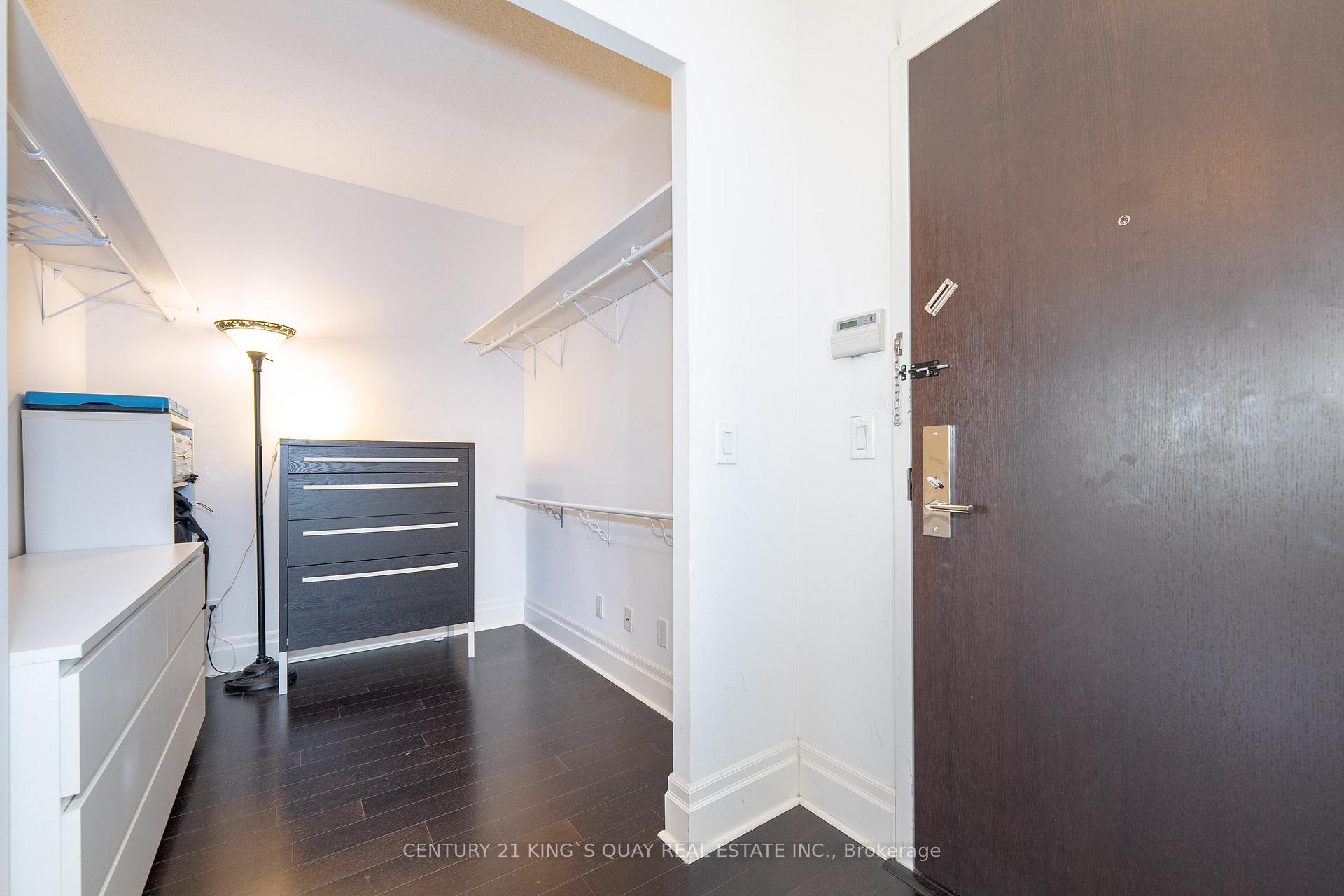 Photo 7 of Unit 409, 111 Upper Duke Crescent, Markham, Unionville — HOMEH