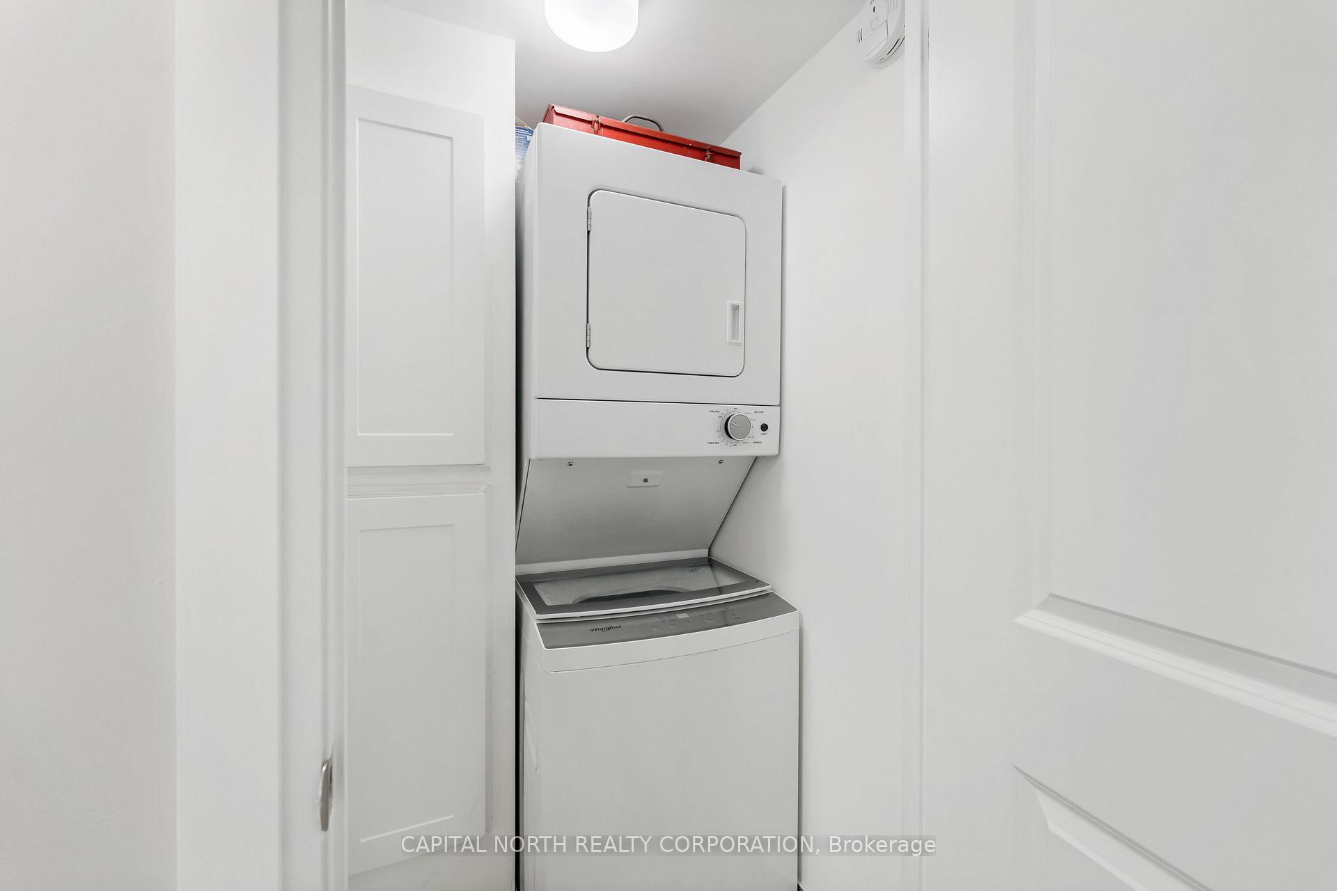 Photo 14 of Unit 903, 52 Coles Avenue, Vaughan, Vaughan Grove — HOMEH