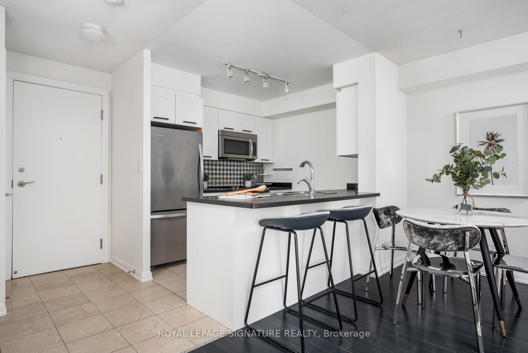 Photo 10 of Unit 322, 18 Beverley Street, Toronto, Kensington-Chinatown — HOMEH
