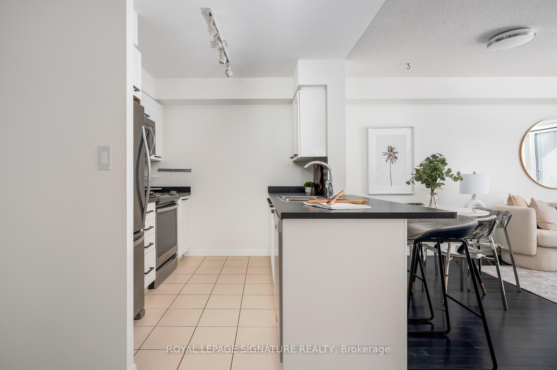 Photo 15 of Unit 322, 18 Beverley Street, Toronto, Kensington-Chinatown — HOMEH