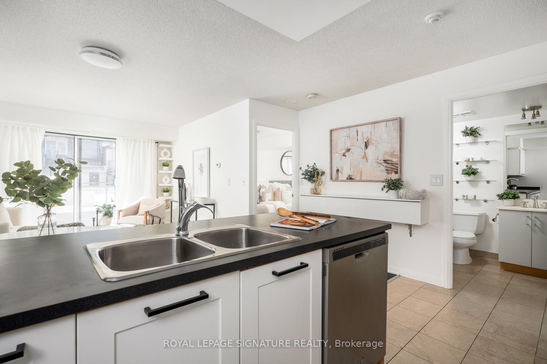 Photo 4 of Unit 322, 18 Beverley Street, Toronto, Kensington-Chinatown — HOMEH