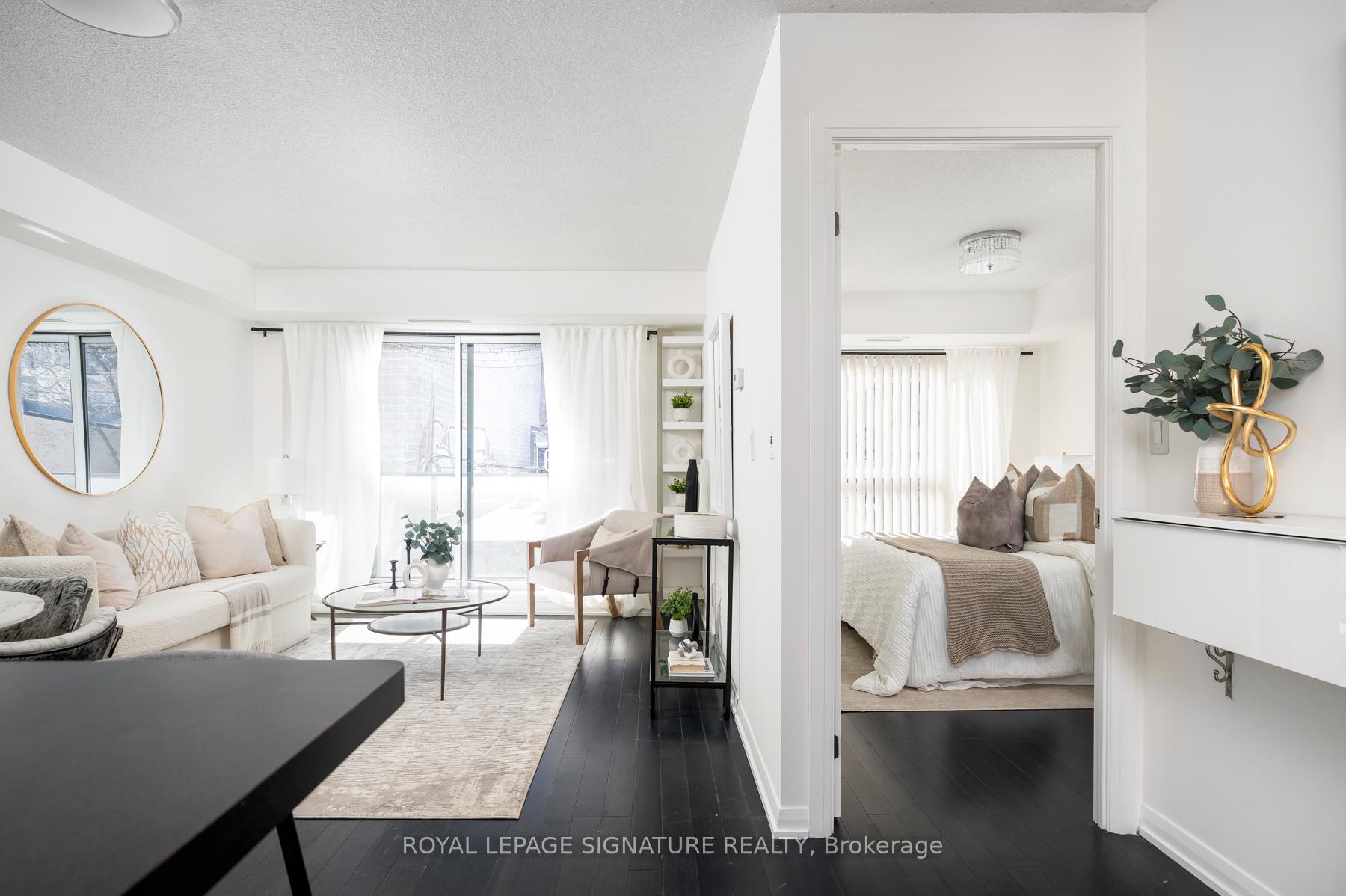 Photo 5 of Unit 322, 18 Beverley Street, Toronto, Kensington-Chinatown — HOMEH