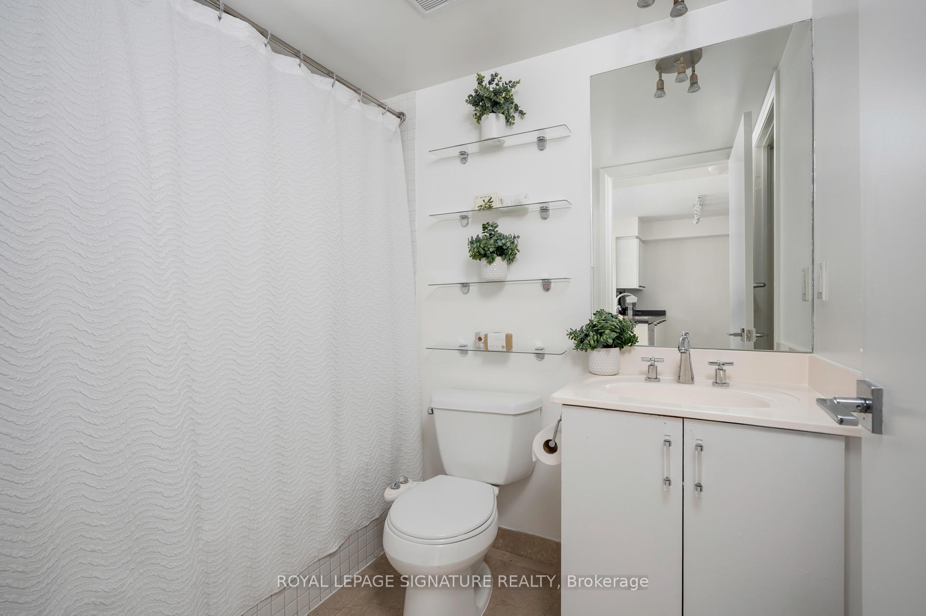 Photo 13 of Unit 322, 18 Beverley Street, Toronto, Kensington-Chinatown — HOMEH