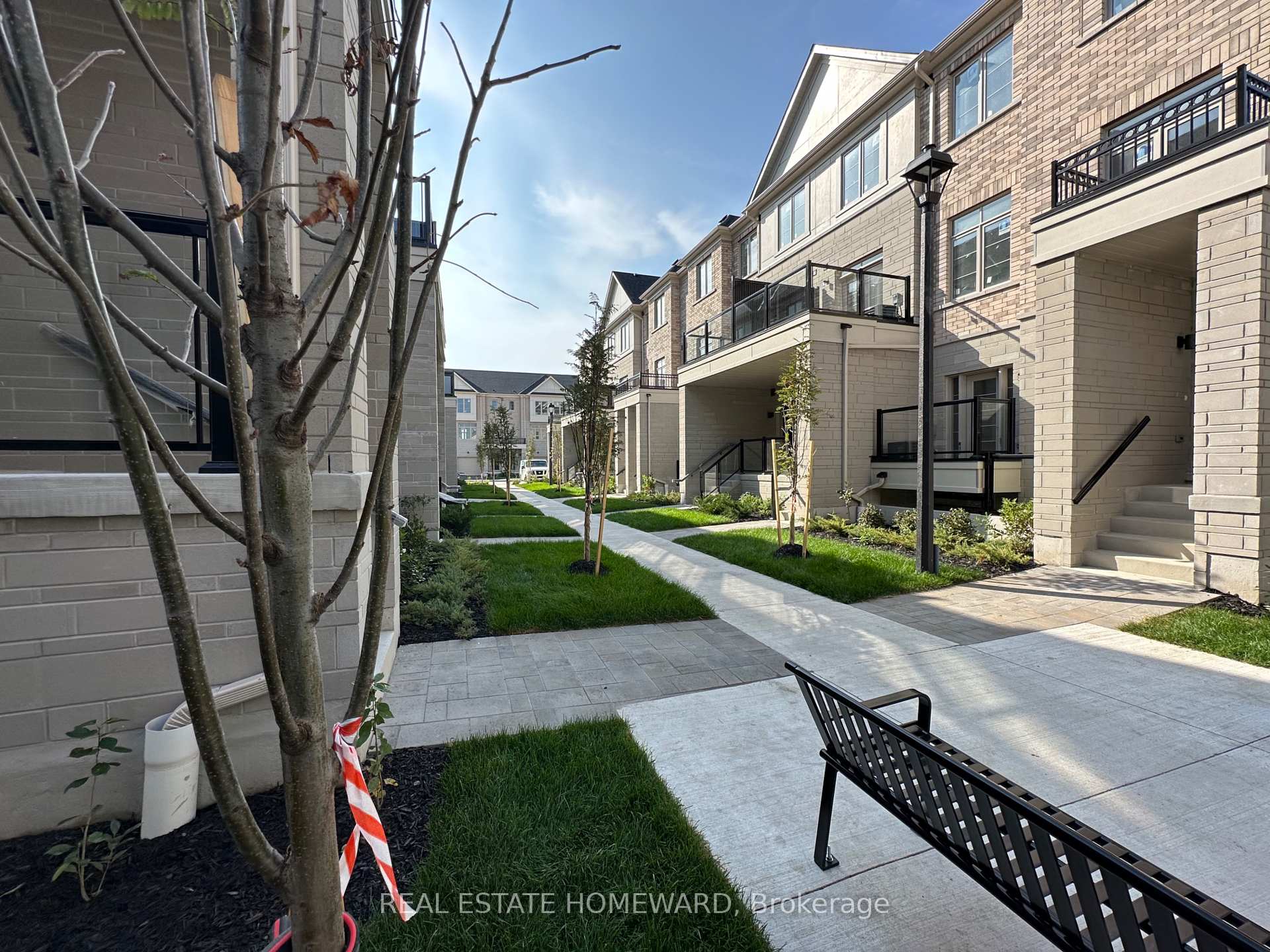 Photo 20 of Unit 121, 1655 Palmers Sawmill Road, Pickering, Duffin Heights — HOMEH