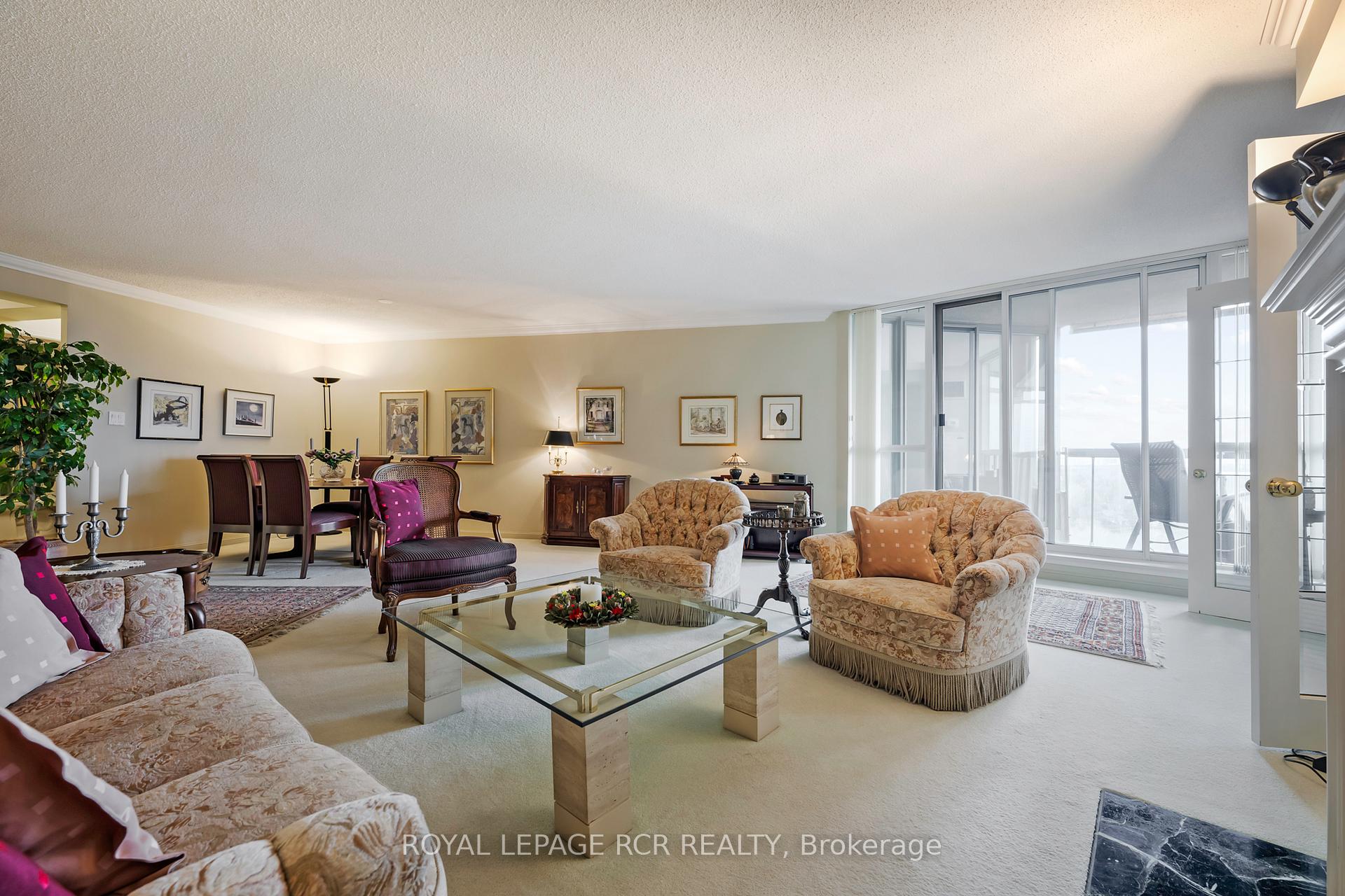 Photo 10 of Unit 1112, 610 Bullock Drive, Markham, Markville — HOMEH