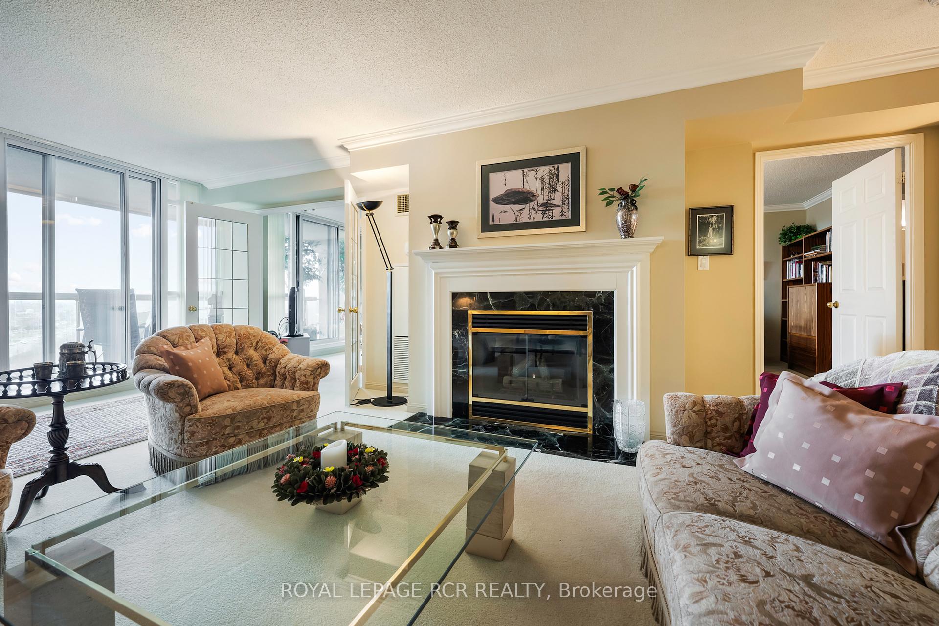 Photo 7 of Unit 1112, 610 Bullock Drive, Markham, Markville — HOMEH