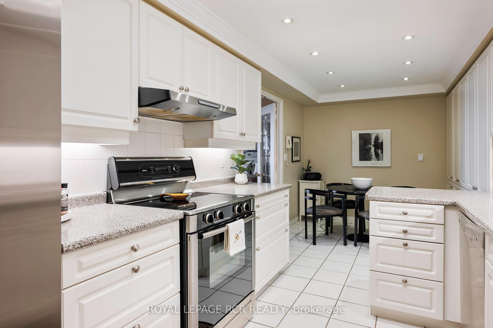 Photo 12 of Unit 1112, 610 Bullock Drive, Markham, Markville — HOMEH