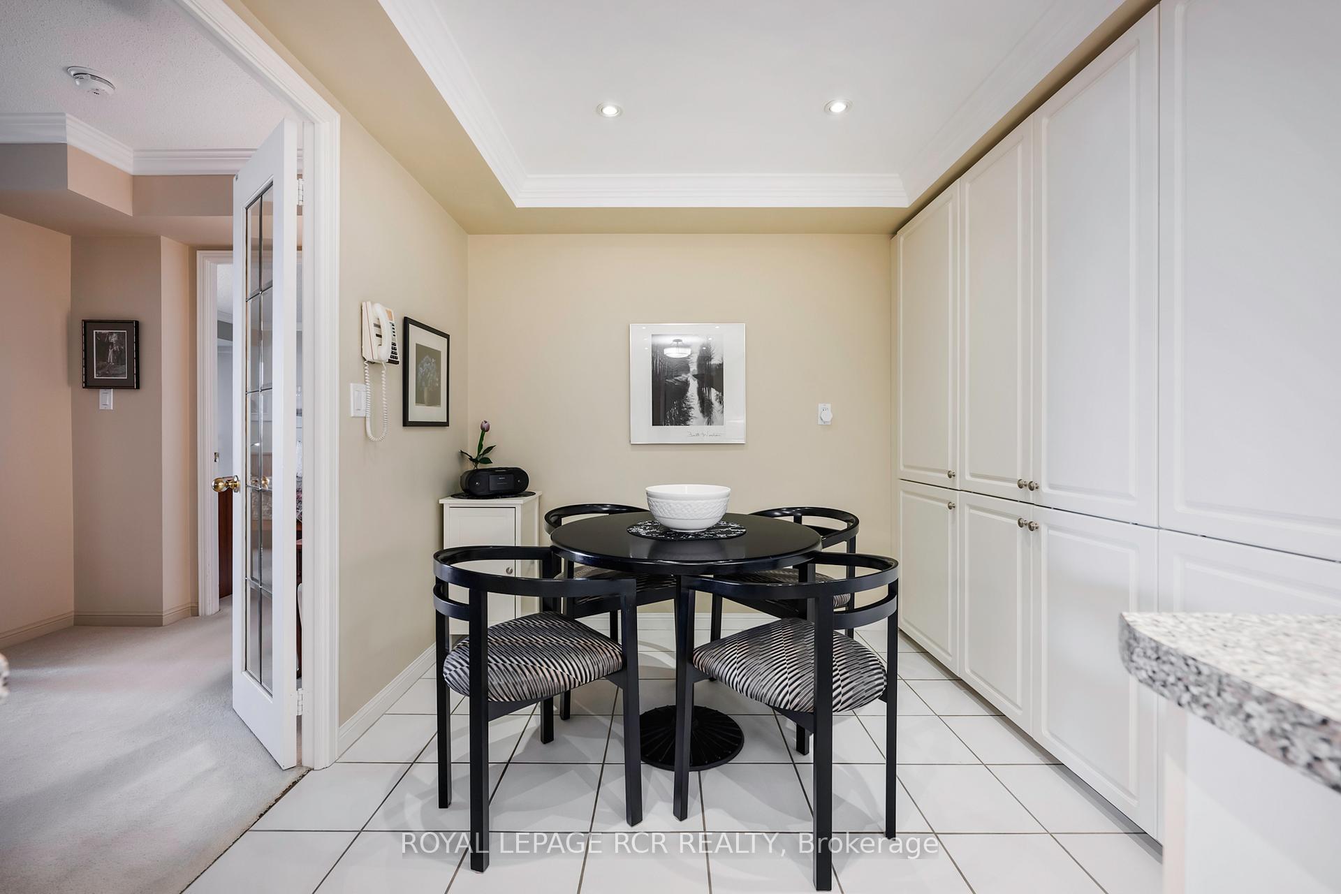 Photo 9 of Unit 1112, 610 Bullock Drive, Markham, Markville — HOMEH