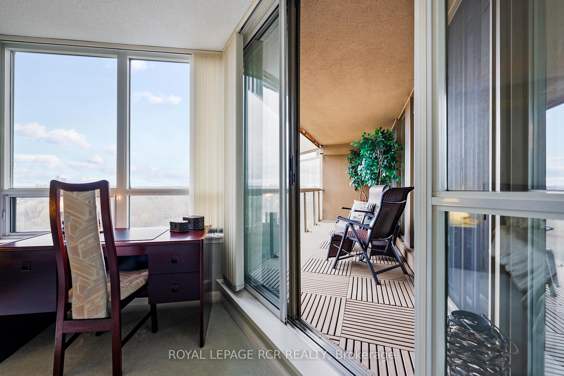 Photo 20 of Unit 1112, 610 Bullock Drive, Markham, Markville — HOMEH
