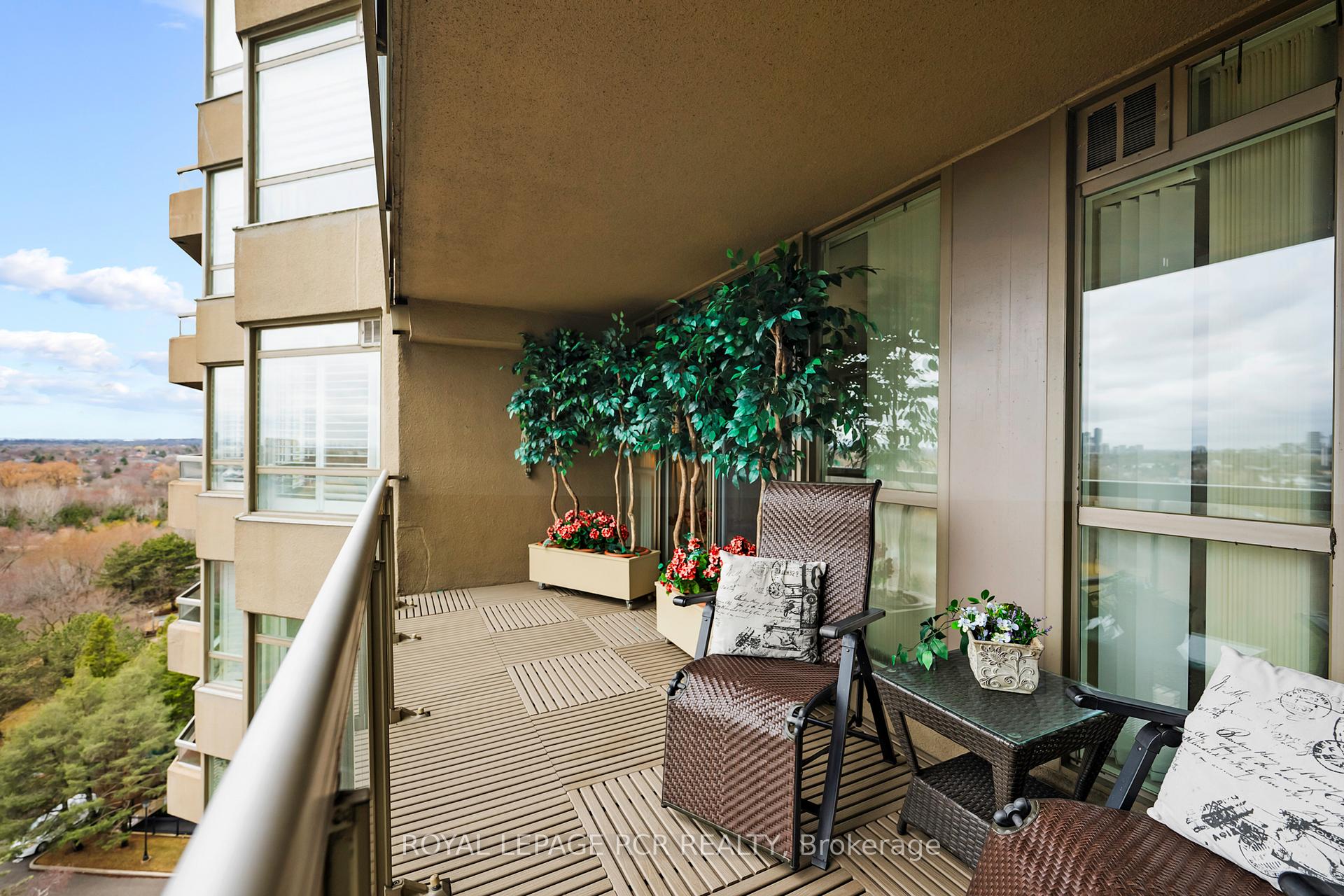 Photo 19 of Unit 1112, 610 Bullock Drive, Markham, Markville — HOMEH
