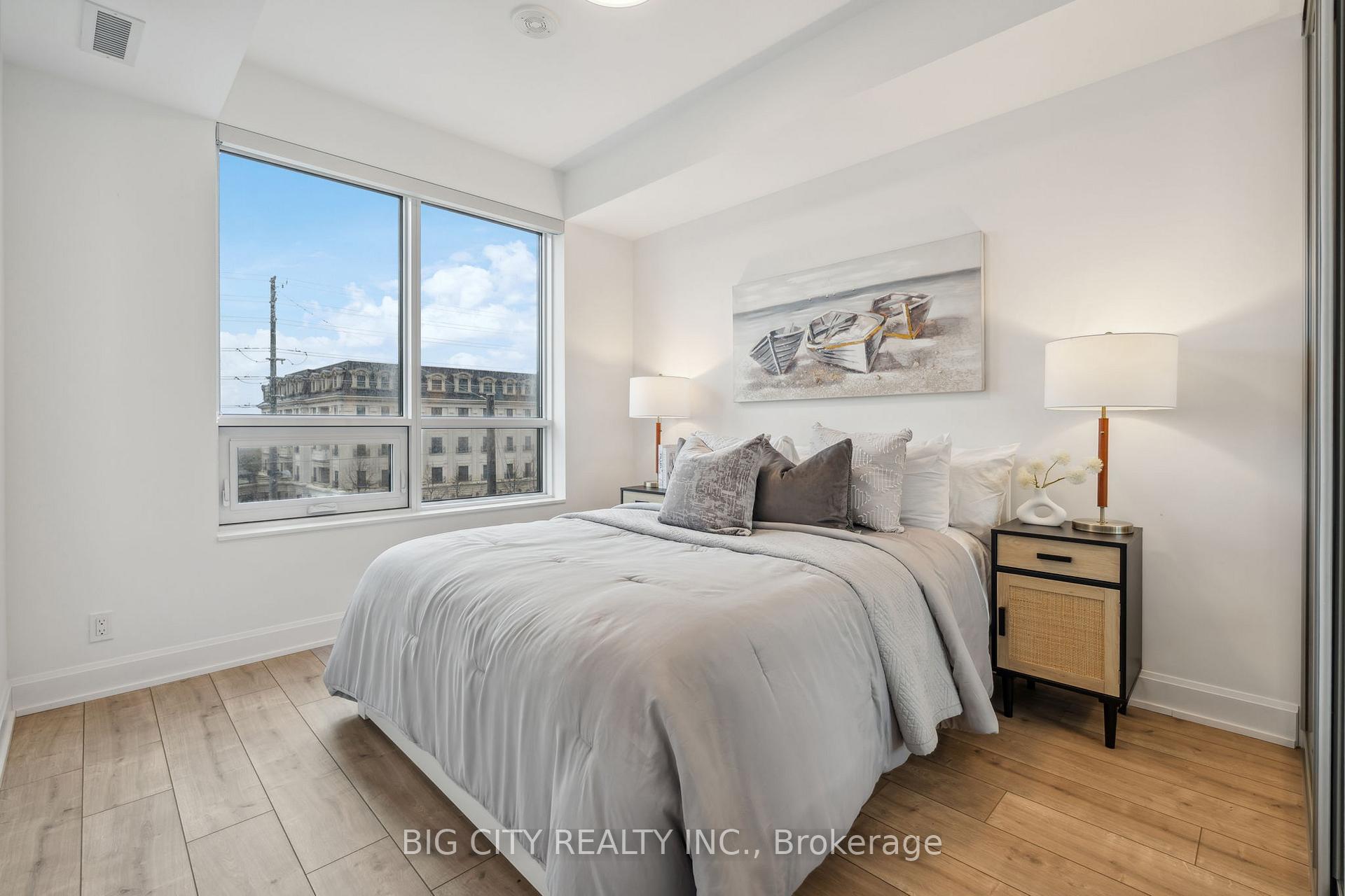 Photo 10 of Unit 512, 38 Water Walk Drive, Markham, Unionville — HOMEH