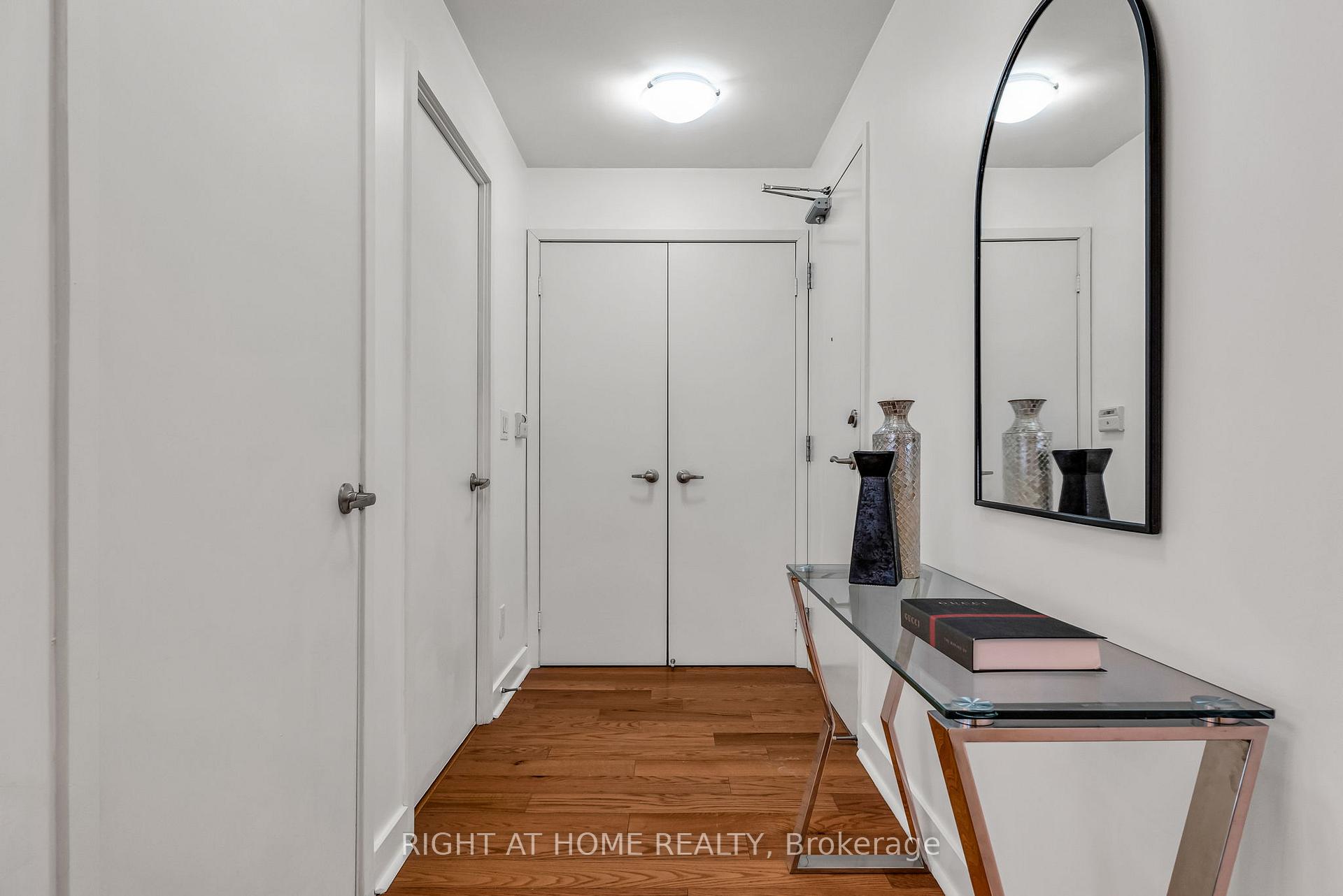 Photo 5 of Unit 305, 320 Richmond Street E, Toronto, Moss Park — HOMEH