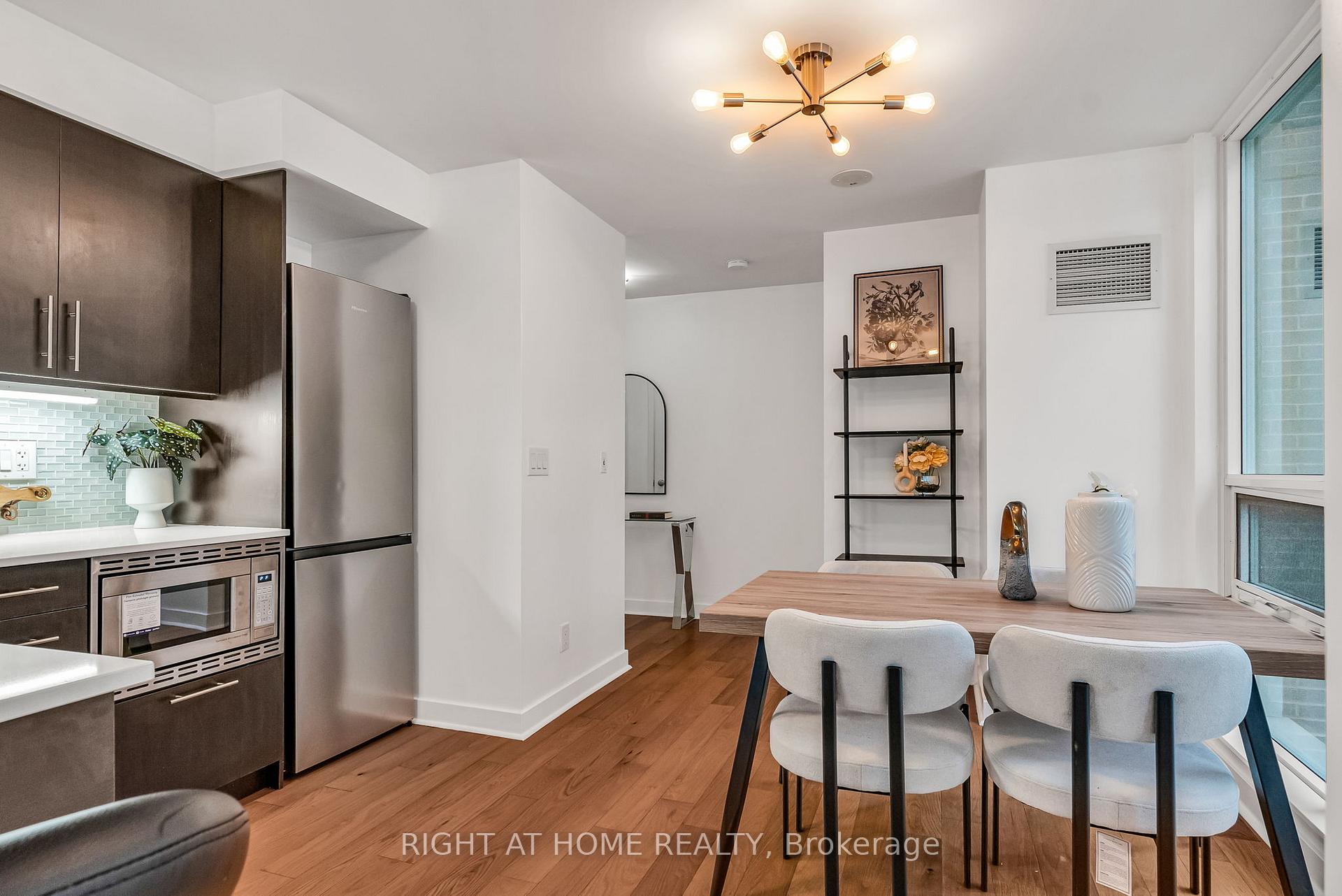 Photo 2 of Unit 305, 320 Richmond Street E, Toronto, Moss Park — HOMEH