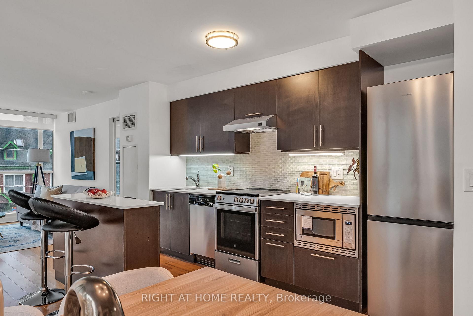 Photo 9 of Unit 305, 320 Richmond Street E, Toronto, Moss Park — HOMEH
