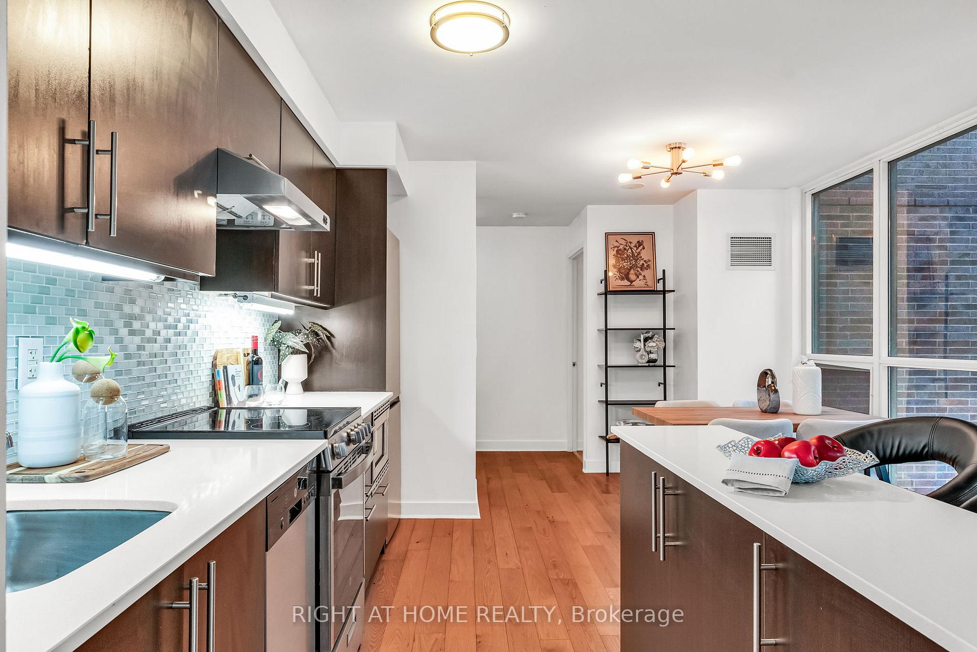 Photo 13 of Unit 305, 320 Richmond Street E, Toronto, Moss Park — HOMEH