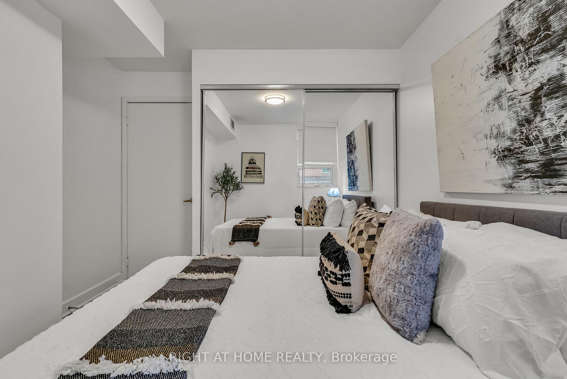 Photo 28 of Unit 305, 320 Richmond Street E, Toronto, Moss Park — HOMEH