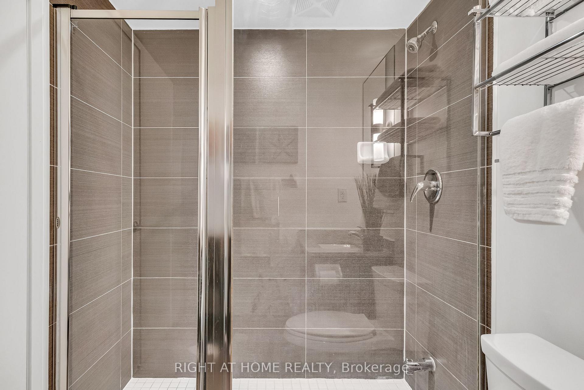 Photo 24 of Unit 305, 320 Richmond Street E, Toronto, Moss Park — HOMEH