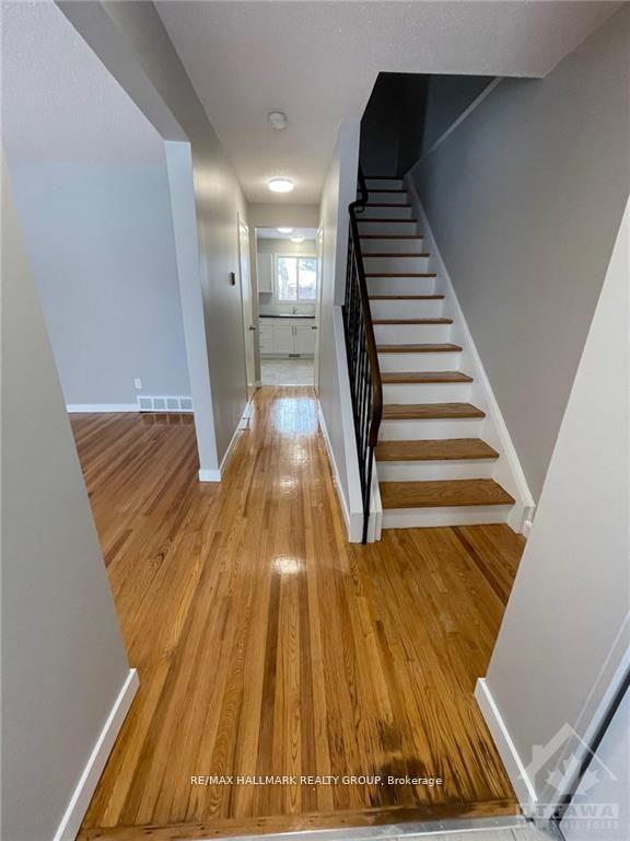 Photo 2 of 897 Maitland Avenue, Ottawa, McKellar Heights — HOMEH