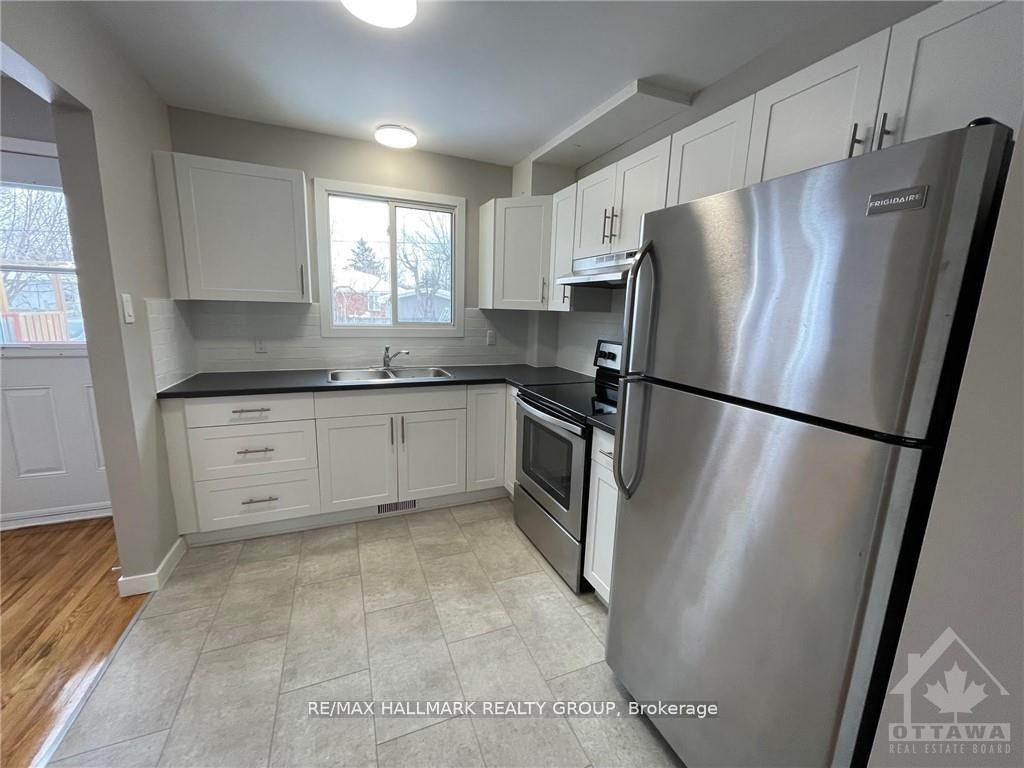 Photo 9 of 897 Maitland Avenue, Ottawa, McKellar Heights — HOMEH