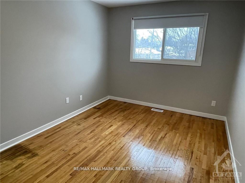 Photo 14 of 897 Maitland Avenue, Ottawa, McKellar Heights — HOMEH