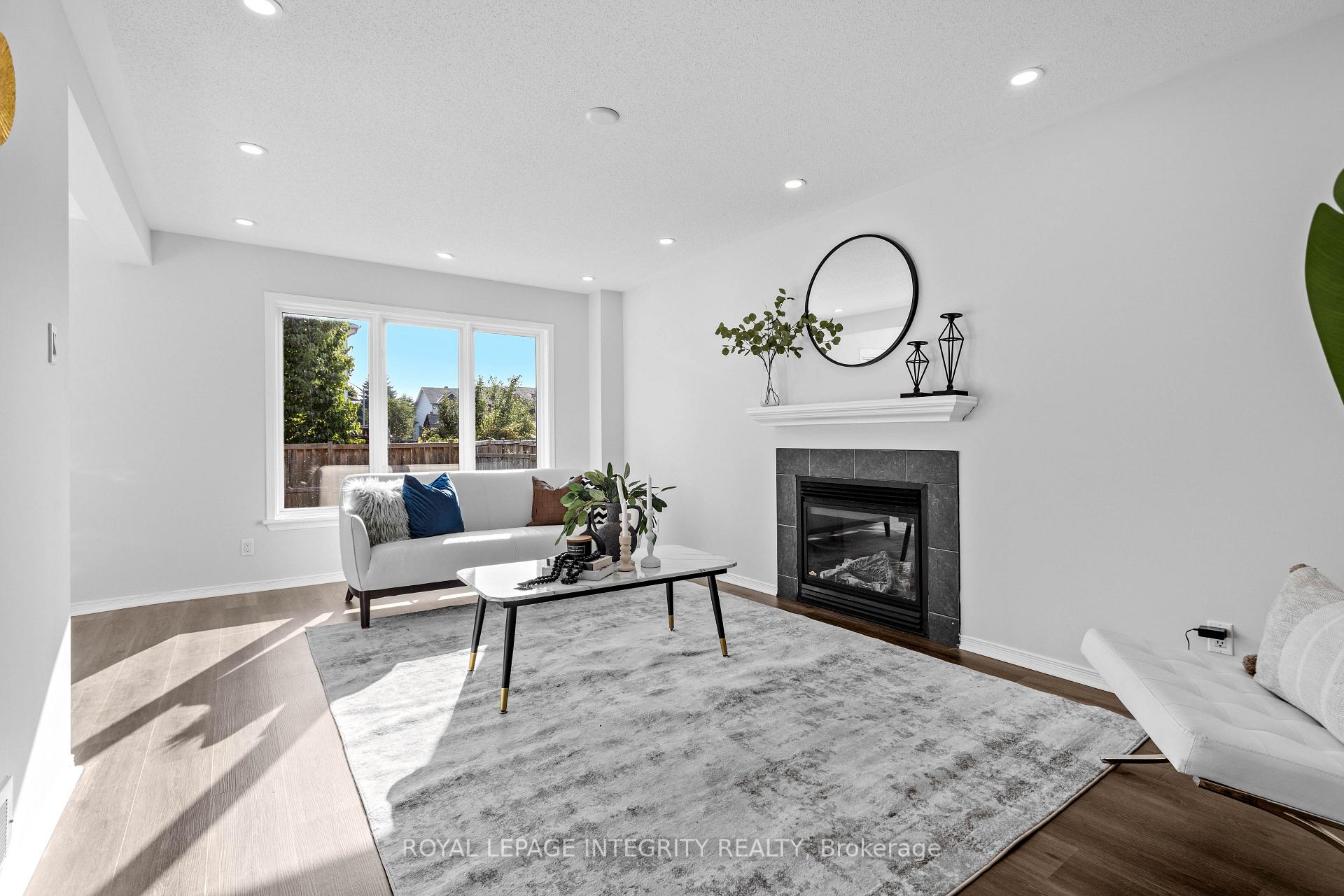 Photo 3 of 94 Inverkip Avenue, Ottawa, Hunt Club Park/Greenboro — HOMEH