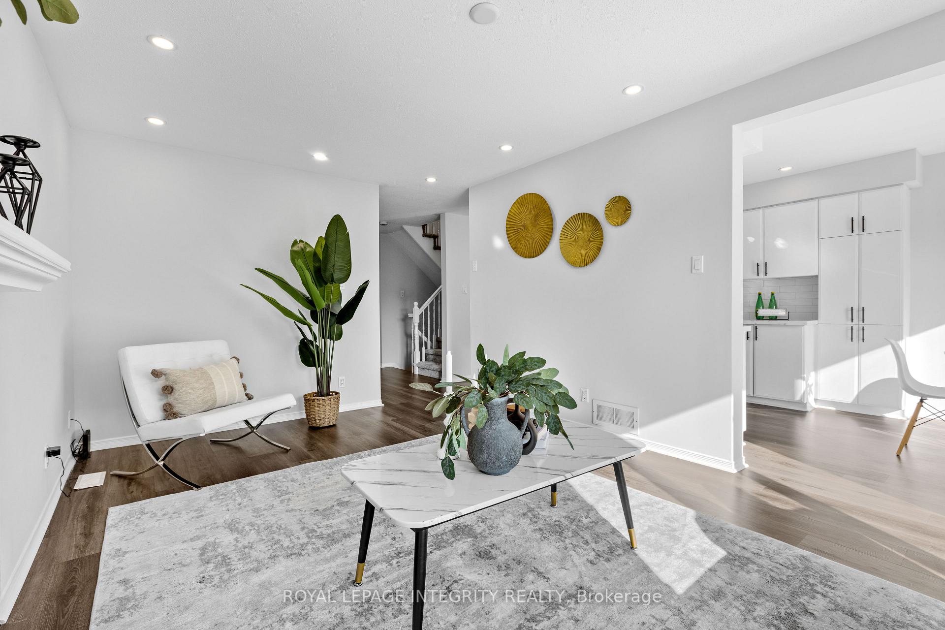 Photo 4 of 94 Inverkip Avenue, Ottawa, Hunt Club Park/Greenboro — HOMEH