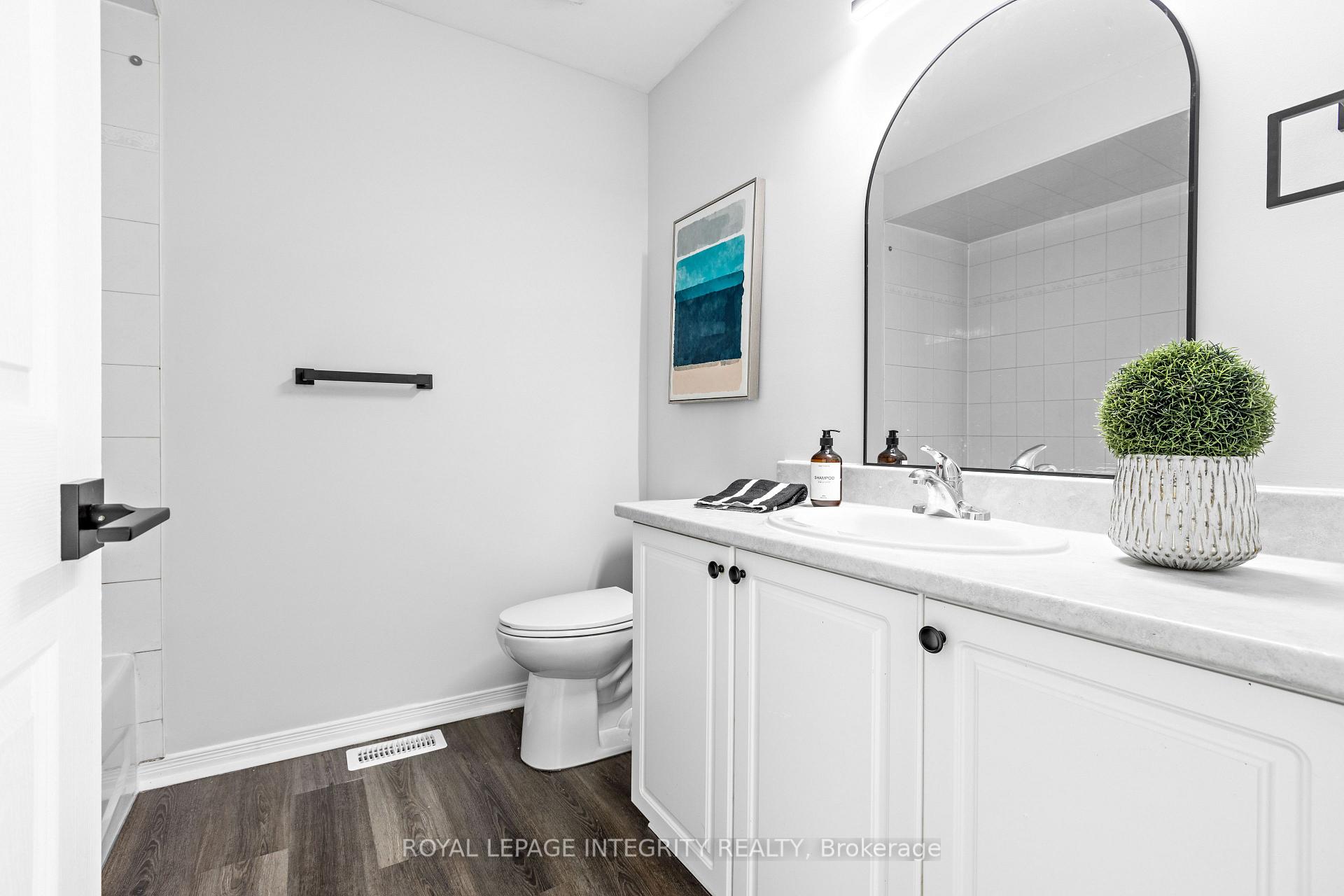 Photo 24 of 94 Inverkip Avenue, Ottawa, Hunt Club Park/Greenboro — HOMEH