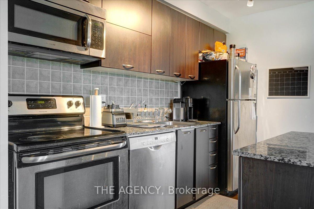 Photo 12 of Unit 407, 38 Joe Shuster Way, Toronto, Niagara — HOMEH