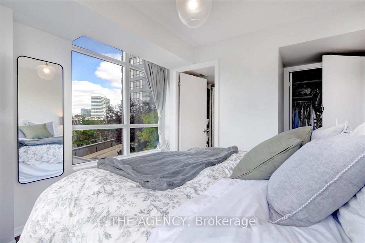 Photo 13 of Unit 407, 38 Joe Shuster Way, Toronto, Niagara — HOMEH