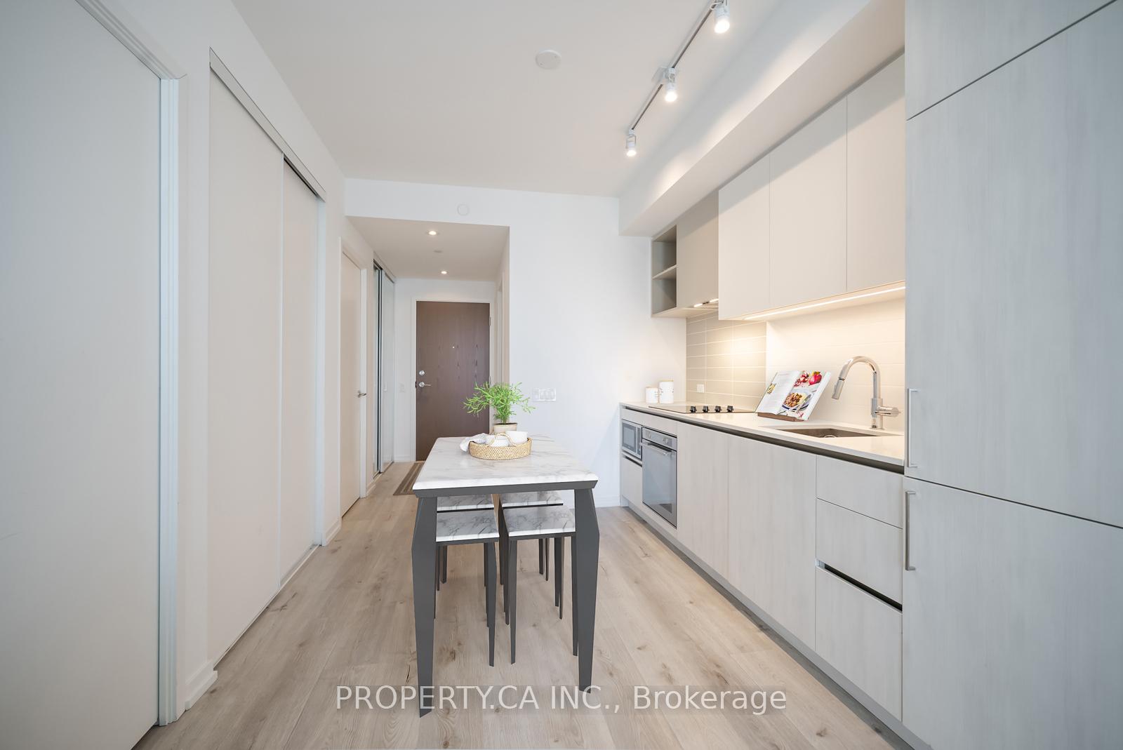 Photo 3 of Unit 1505, 7890 Jane Street, Vaughan, Concord — HOMEH