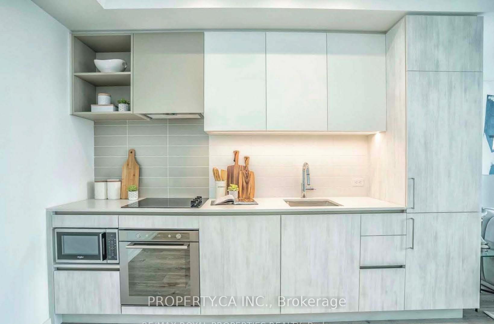 Photo 4 of Unit 1505, 7890 Jane Street, Vaughan, Concord — HOMEH