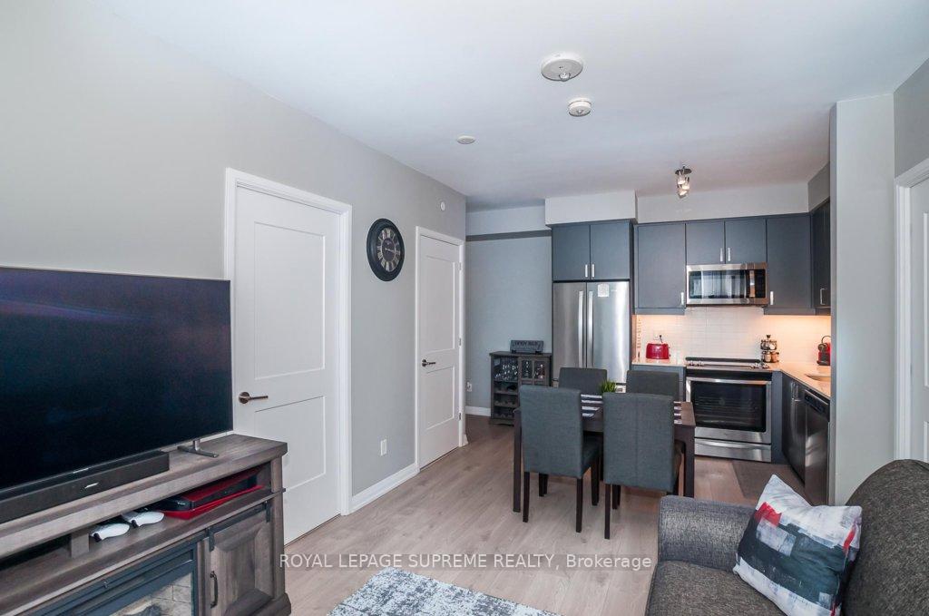 Photo 7 of Unit 2710, 7895 Jane Street, Vaughan, Concord — HOMEH