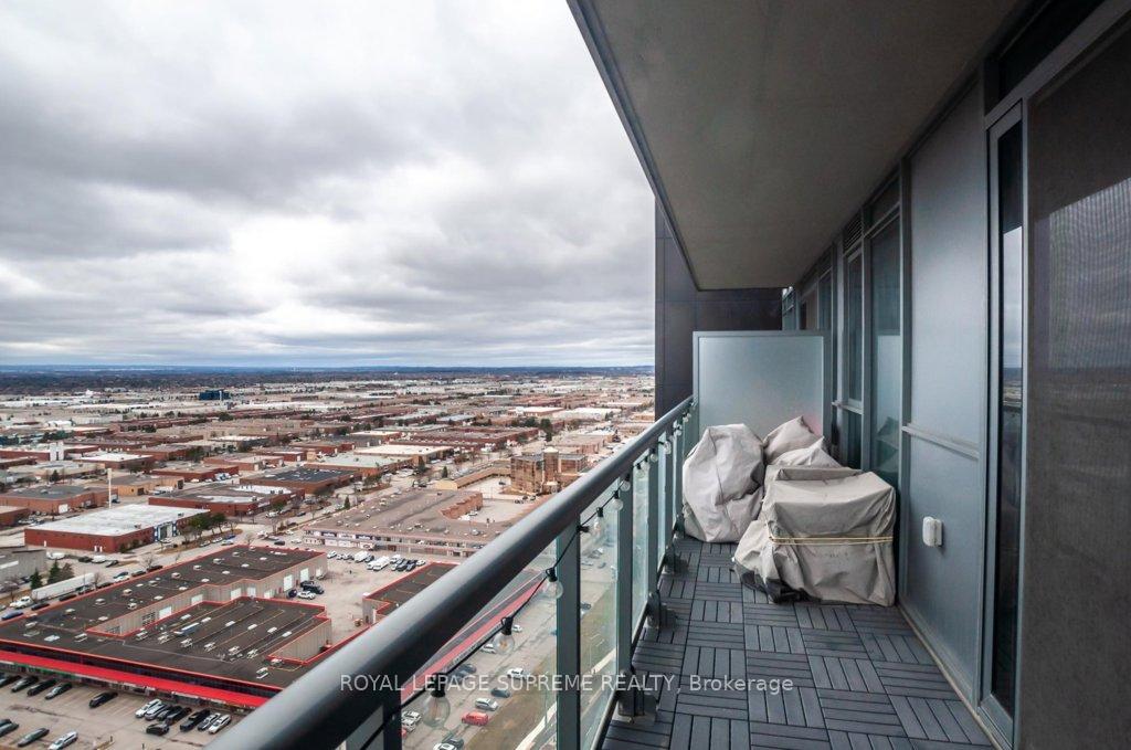 Photo 16 of Unit 2710, 7895 Jane Street, Vaughan, Concord — HOMEH