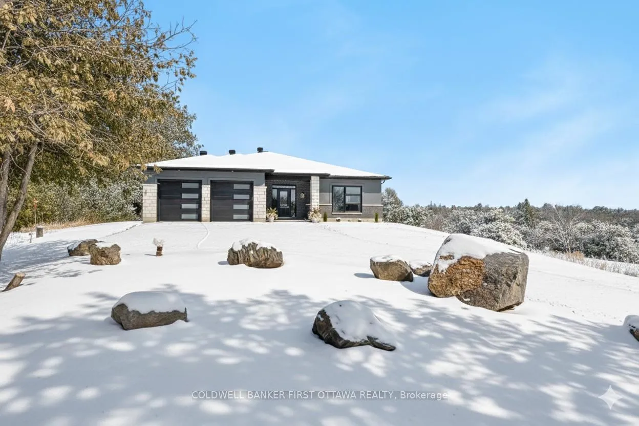 Photo 1 of 456 Pine Grove Road, Lanark Highlands, Lanark Highlands (Lanark) Twp — HOMEH
