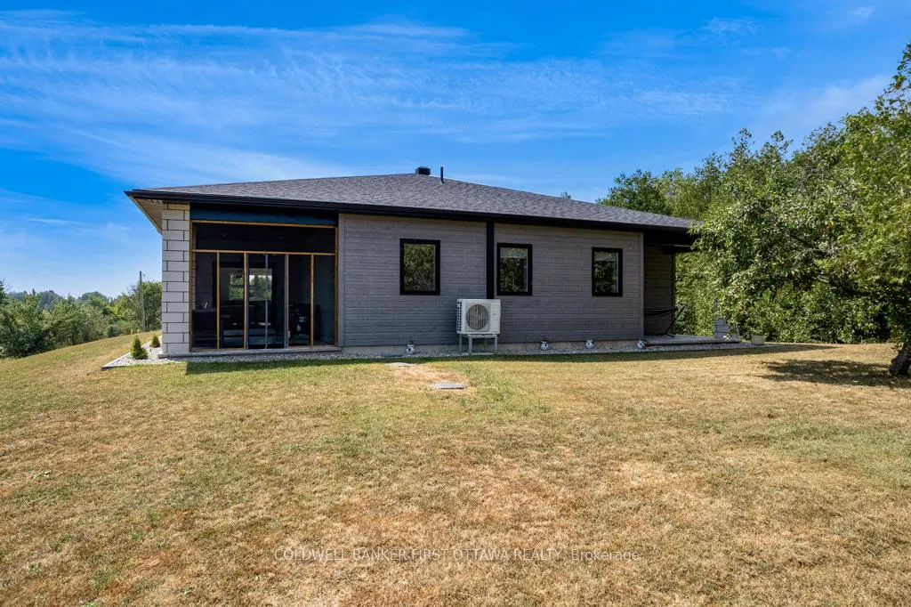 Photo 7 of 456 Pine Grove Road, Lanark Highlands, Lanark Highlands (Lanark) Twp — HOMEH