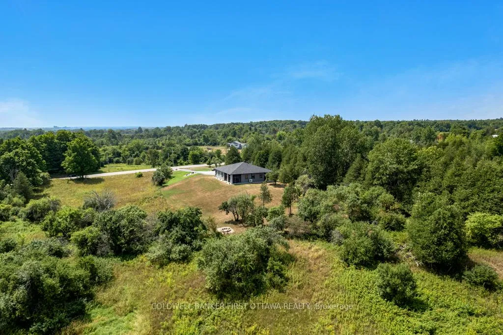 Photo 8 of 456 Pine Grove Road, Lanark Highlands, Lanark Highlands (Lanark) Twp — HOMEH