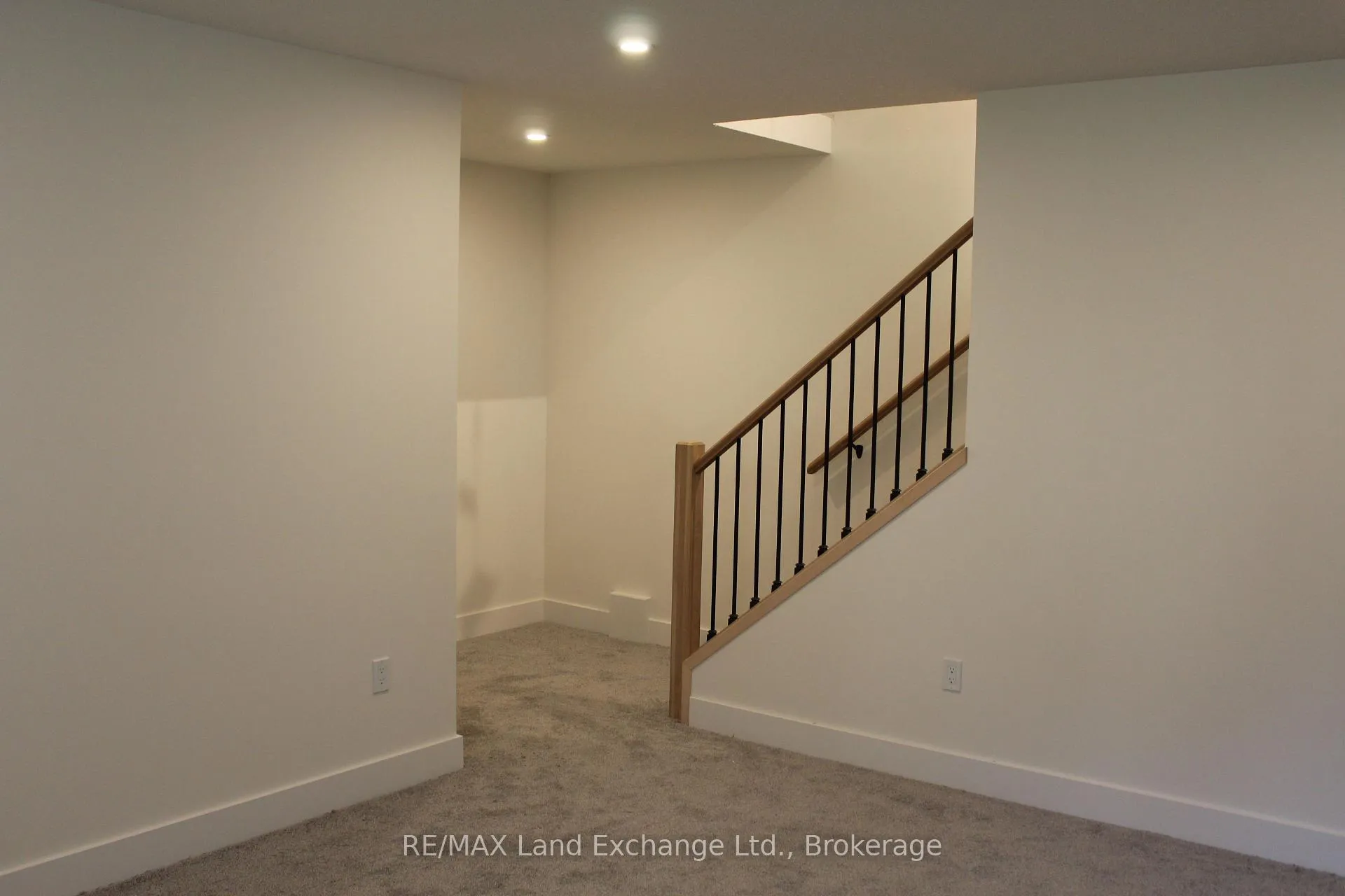 Photo 8 of 766 Campbell Avenue, Kincardine — HOMEH