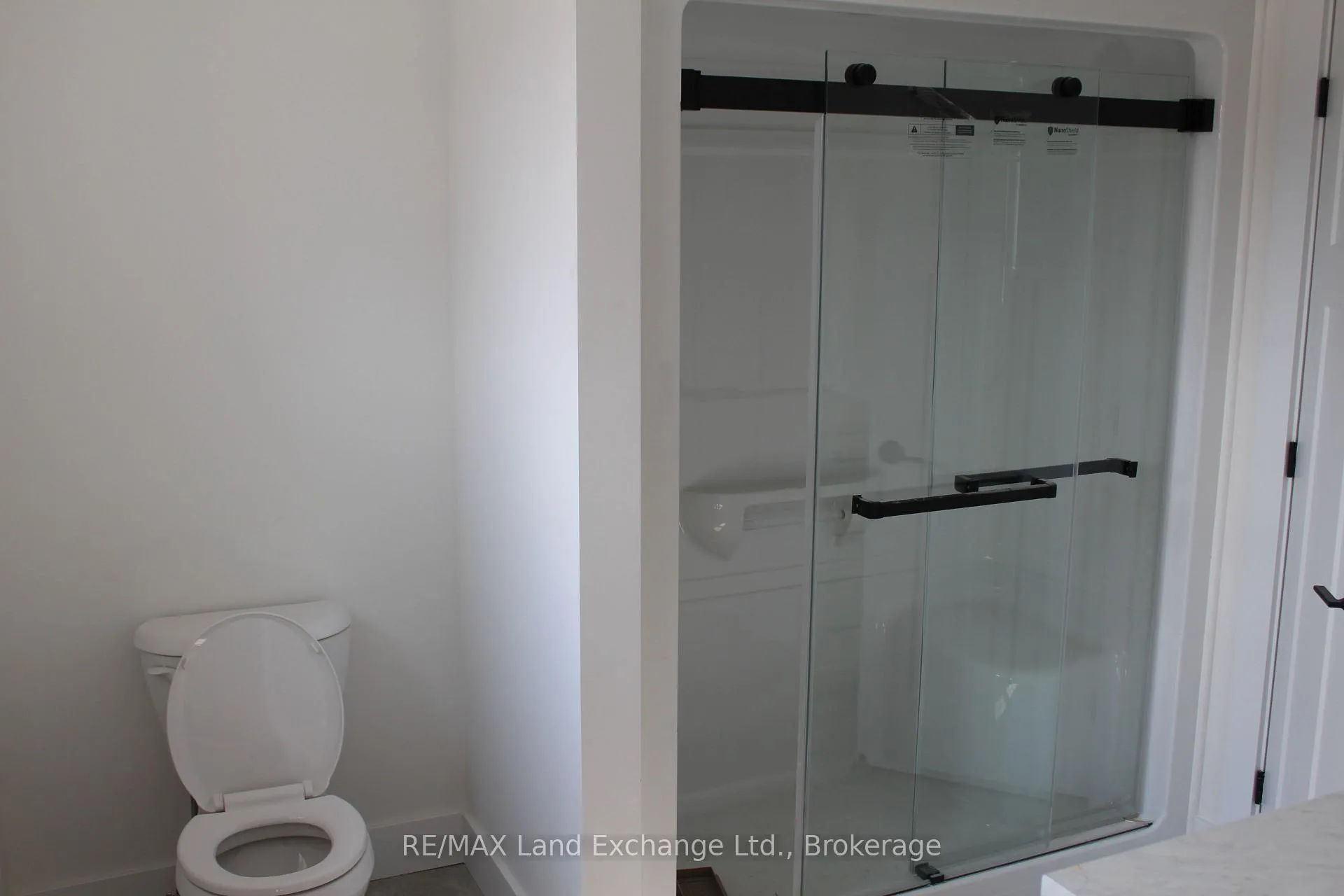 Photo 10 of 766 Campbell Avenue, Kincardine — HOMEH