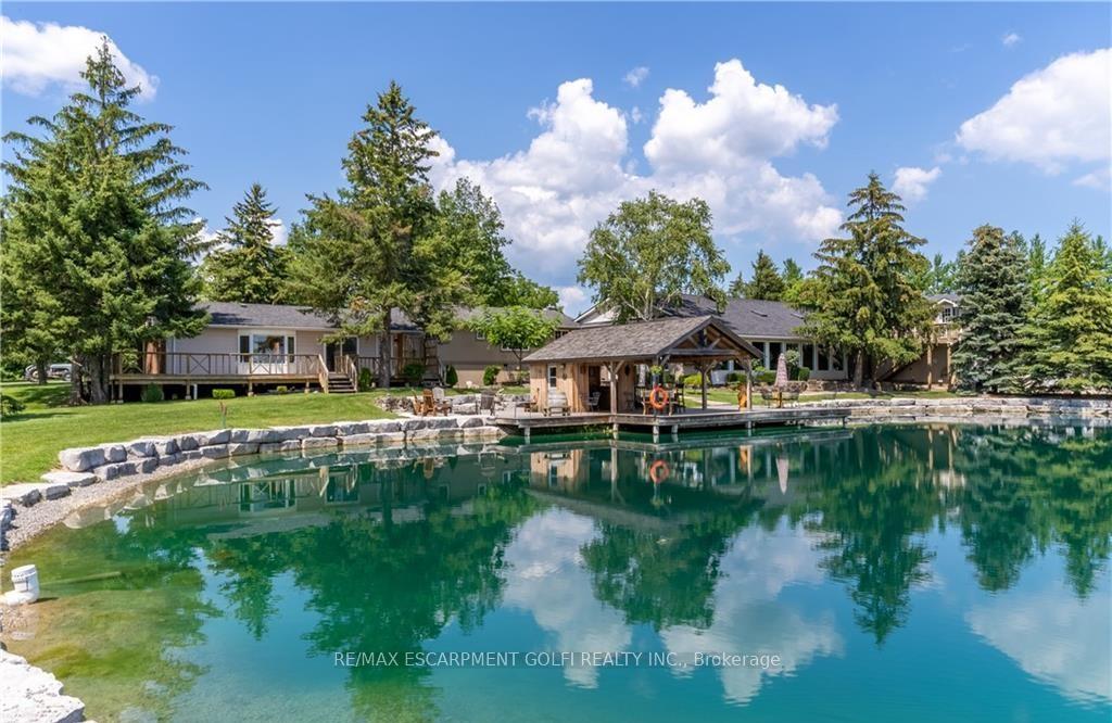 Photo 7 of Unit 2, 3999 Locust Lane, Lincoln, Lincoln Lake — HOMEH