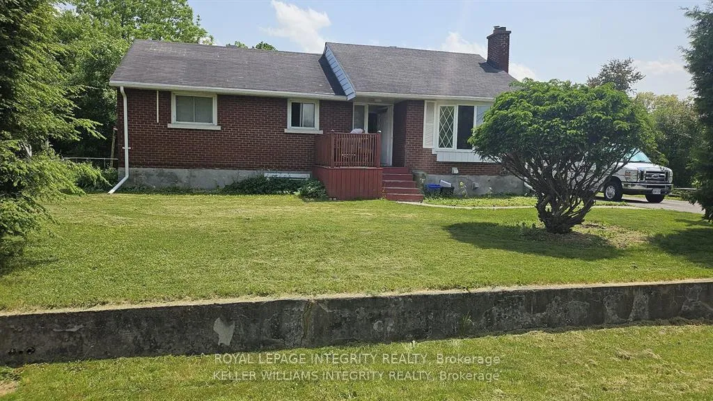 Photo 1 of Unit 1, 176 Oakridge Boulevard, Ottawa, Meadowlands/Crestview — HOMEH