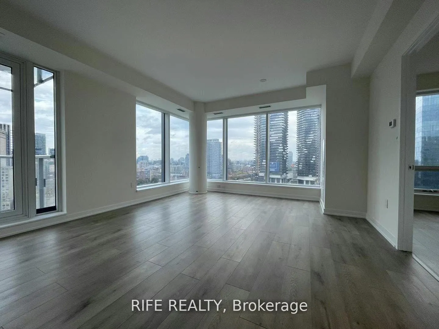 Front of Unit 1707, 28 Freeland Street